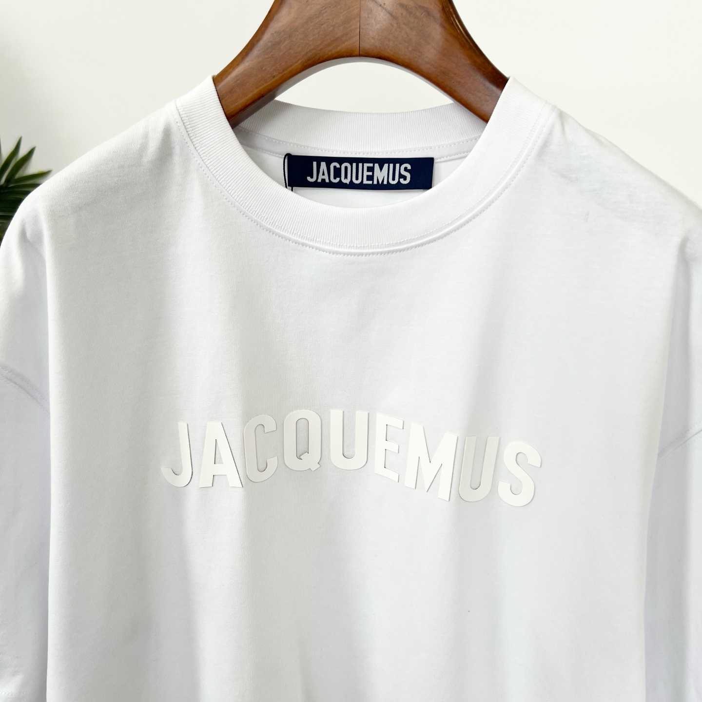 Jacquemus Le T-Shirt - FashionPlug