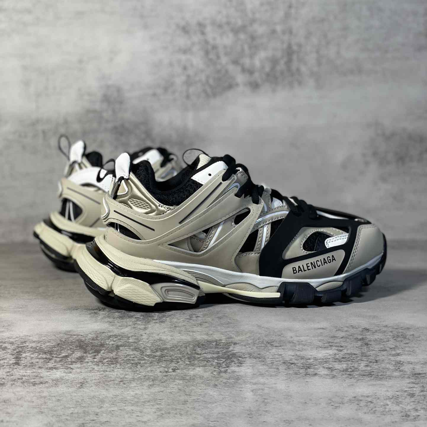 Balenciaga Track Sneaker In Beige And Black Mesh And Nylon - FashionPlug