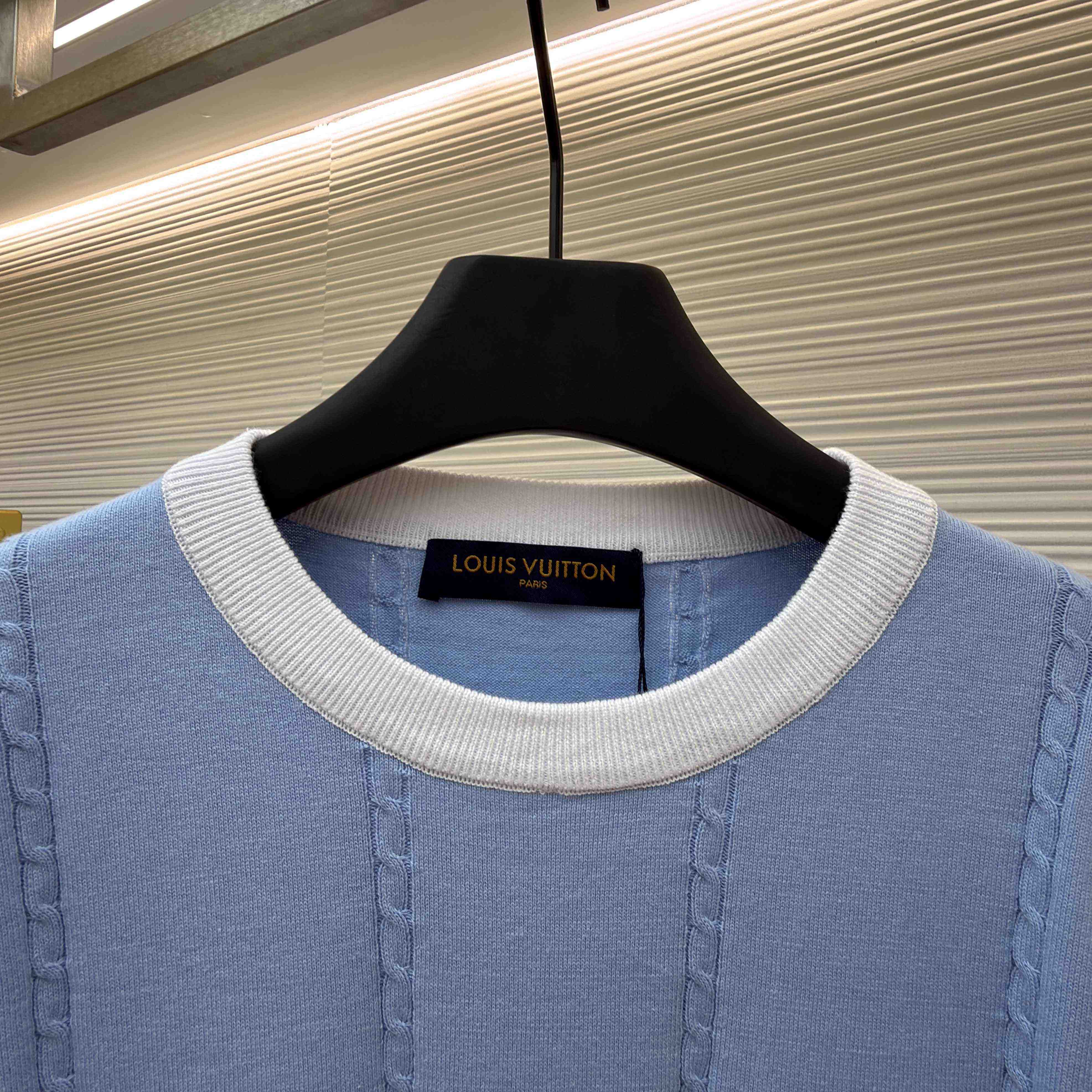 Louis Vuitton Silk-Cotton Short-Sleeved Crewneck   1AIJYL - FashionPlug