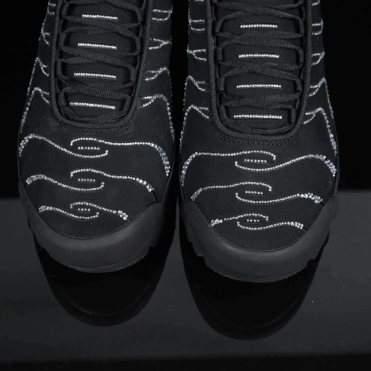 Nike Swarovski x WMNS Air Max Plus “Moonlight” Black/Silver Diamond Casual Running Shoes FZ4237-001 - FashionPlug
