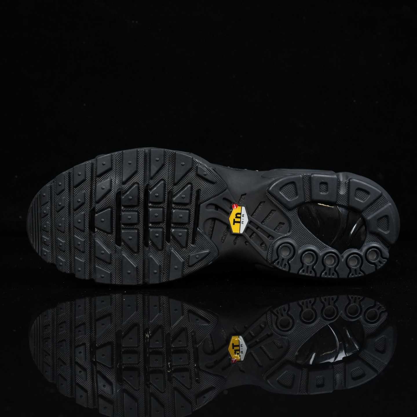 Nike Swarovski x WMNS Air Max Plus “Moonlight” Black/Silver Diamond Casual Running Shoes FZ4237-001 - FashionPlug