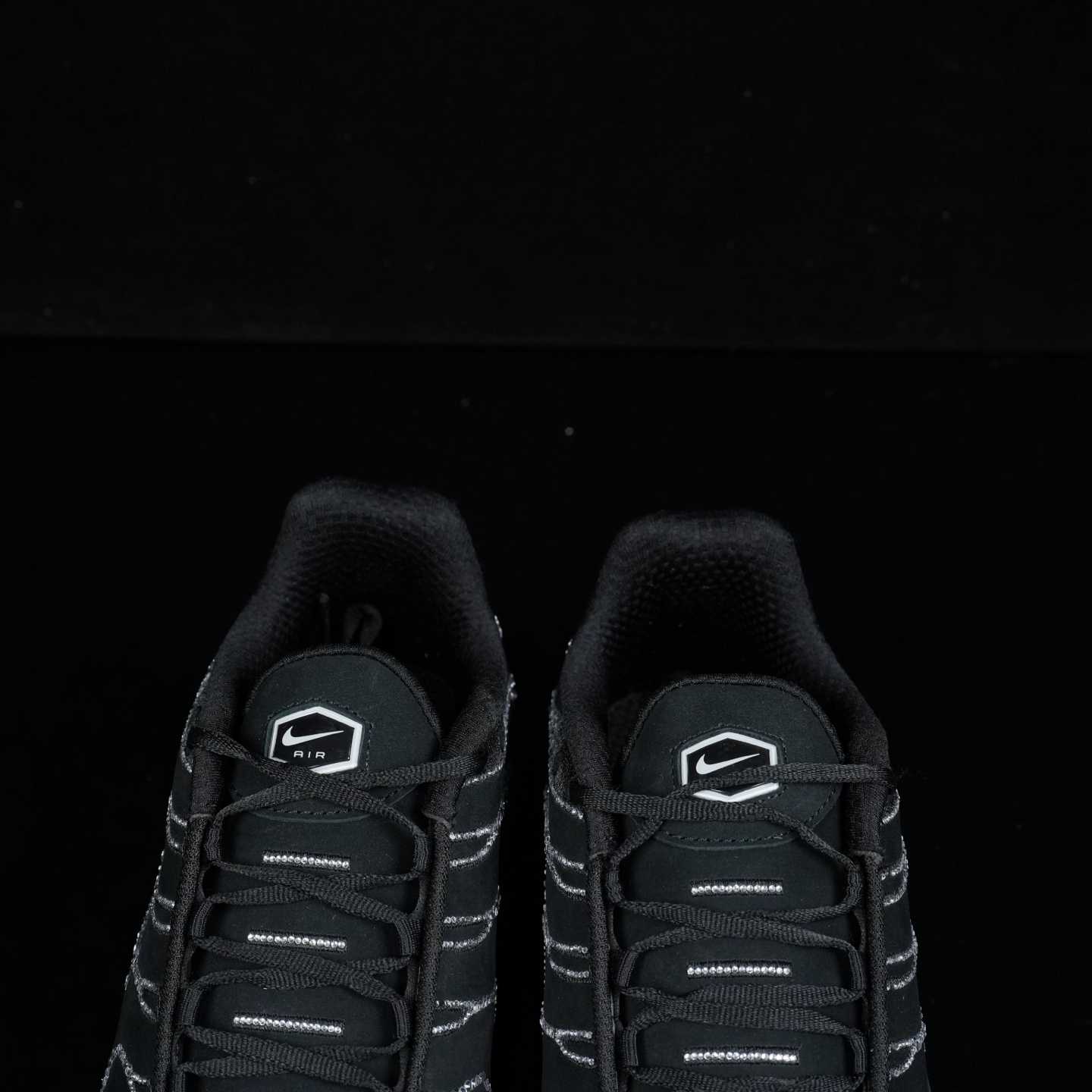 Nike Swarovski x WMNS Air Max Plus “Moonlight” Black/Silver Diamond Casual Running Shoes FZ4237-001 - FashionPlug