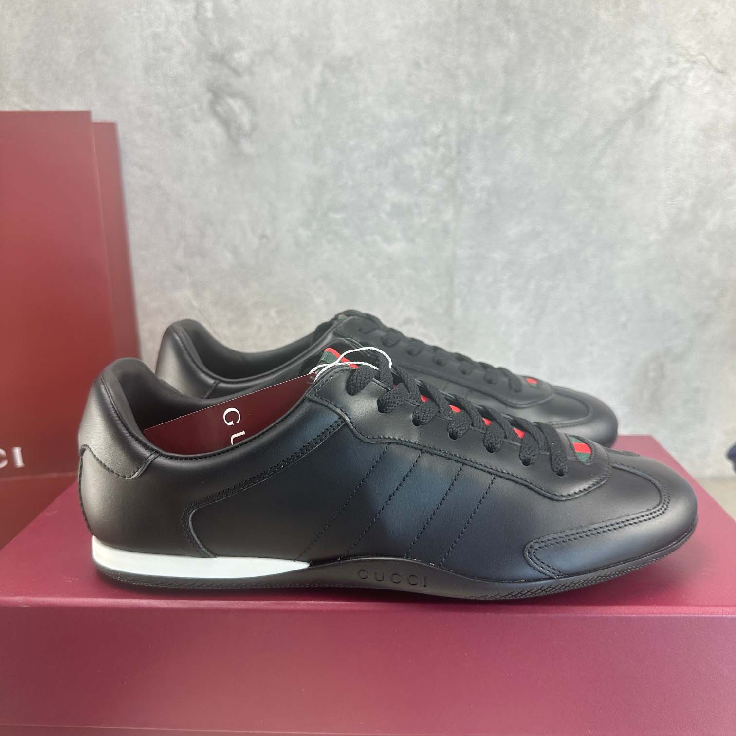 Gucci Shift Sneaker - FashionPlug