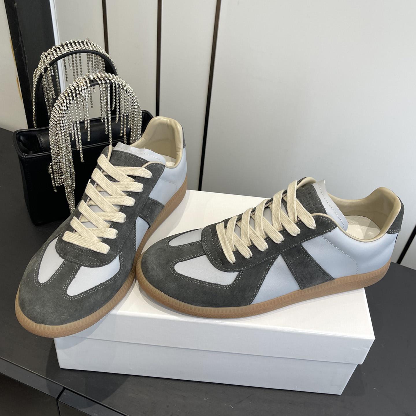 Maison Margiela Low-top Sneakers - FashionPlug