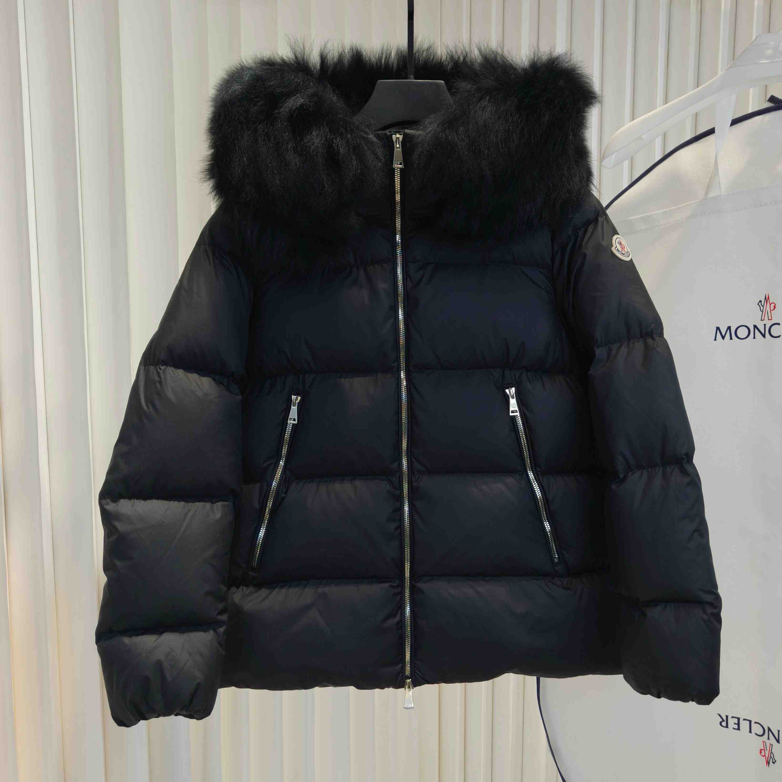 Moncler Laichefur Hooded Shearling-Trimmed Short Down Jacket - FashionPlug
