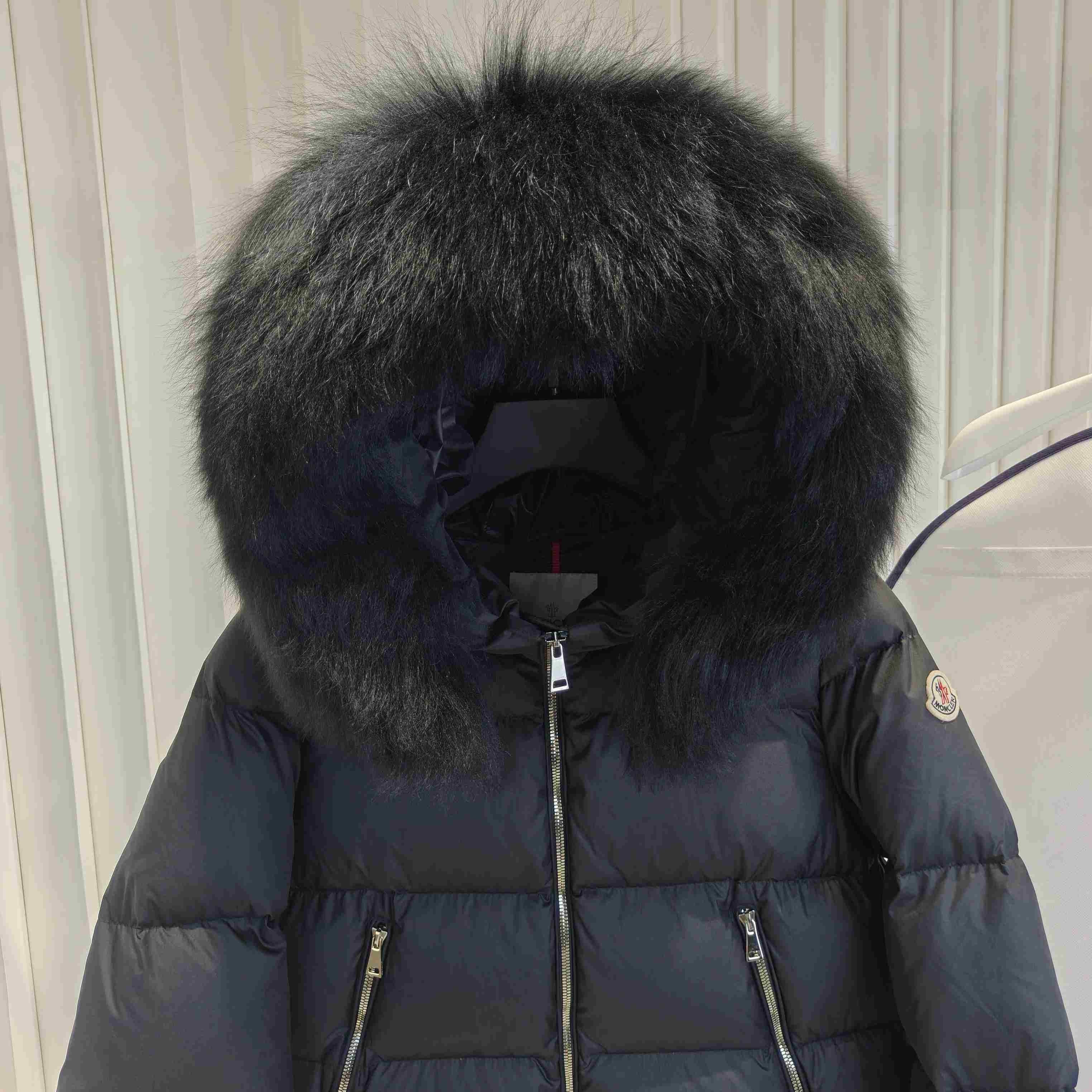 Moncler Laichefur Hooded Shearling-Trimmed Short Down Jacket - FashionPlug