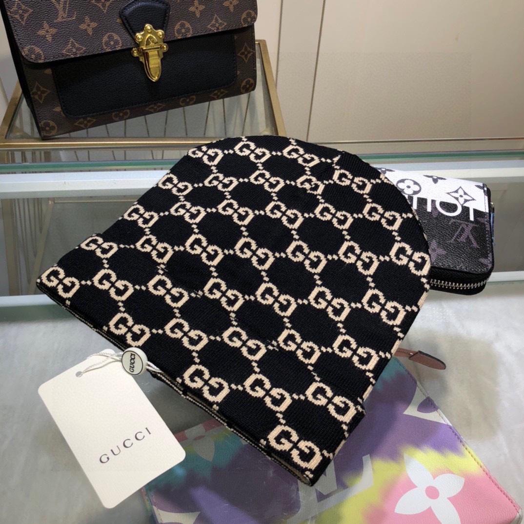 Gucci Beanie  - FashionPlug