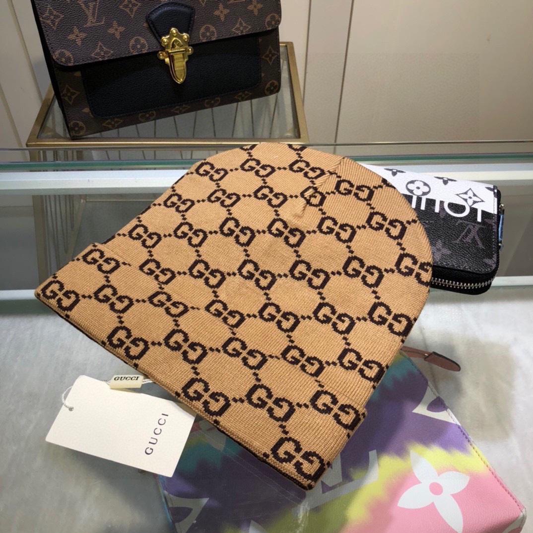 Gucci Beanie  - FashionPlug
