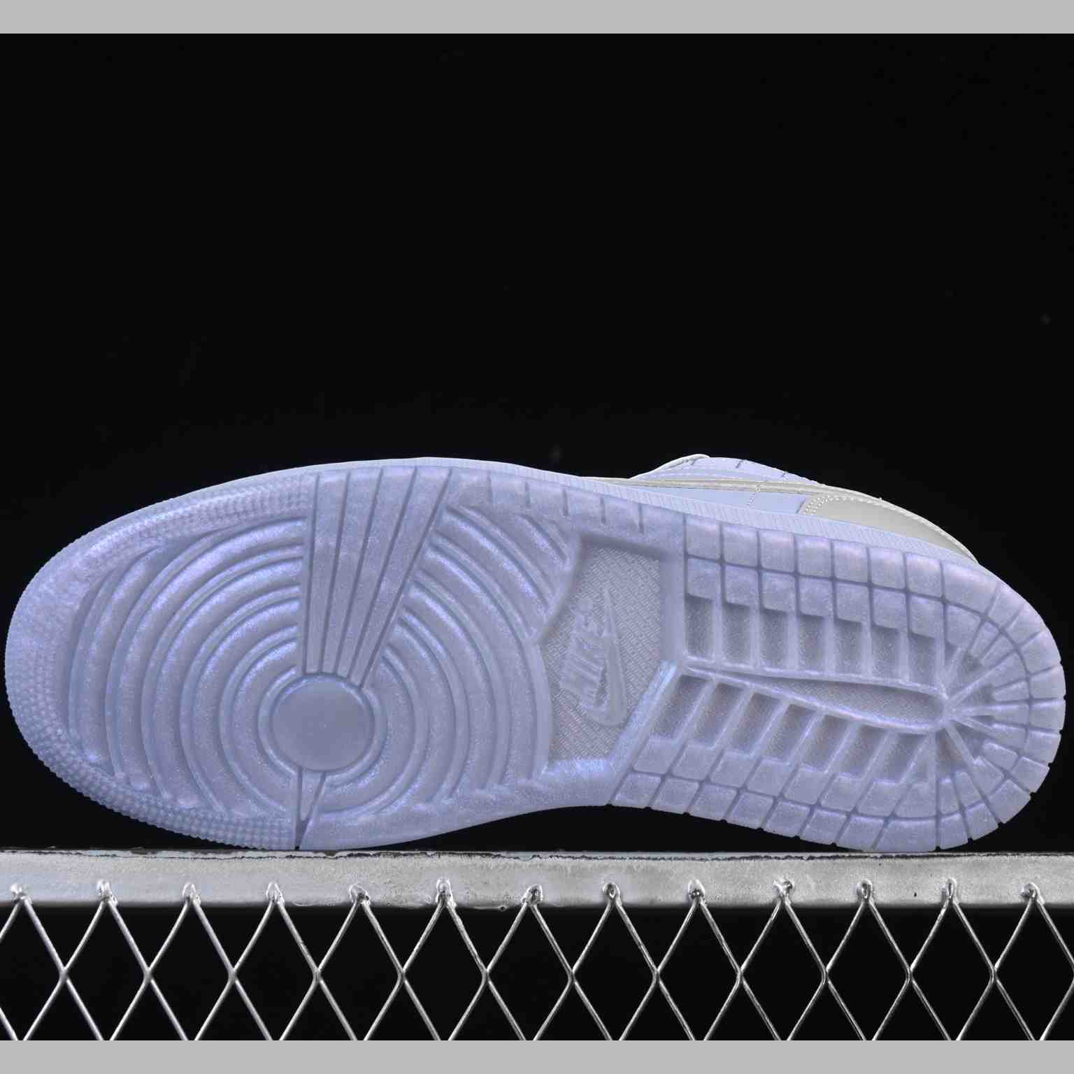  Air Jordan 1 Low “Royal Plaid” – IM5129-010  - FashionPlug