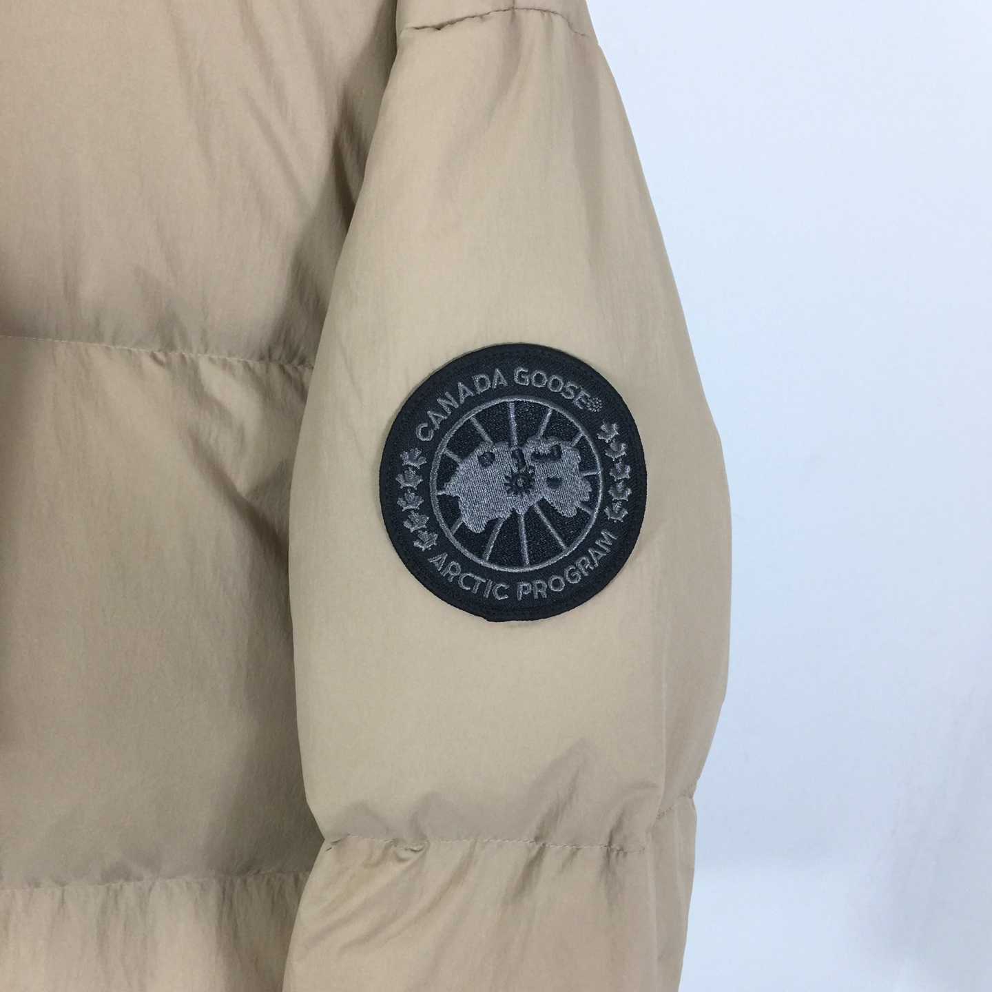 Canada Goose Lawrence Puffer Jacket  Black Label - FashionPlug