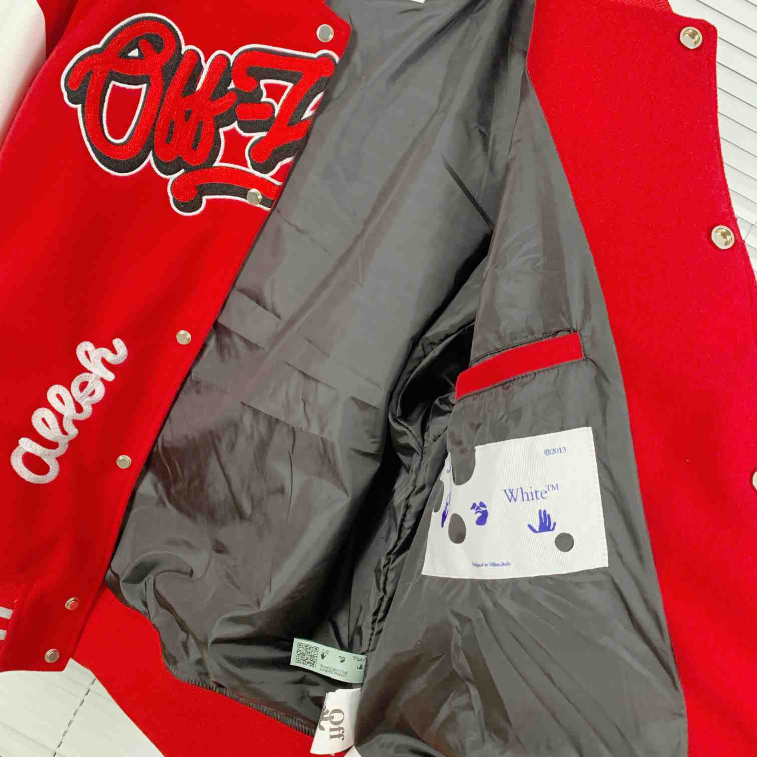 Off-White™ c/o Chicago Bulls Red Varsity - FashionPlug