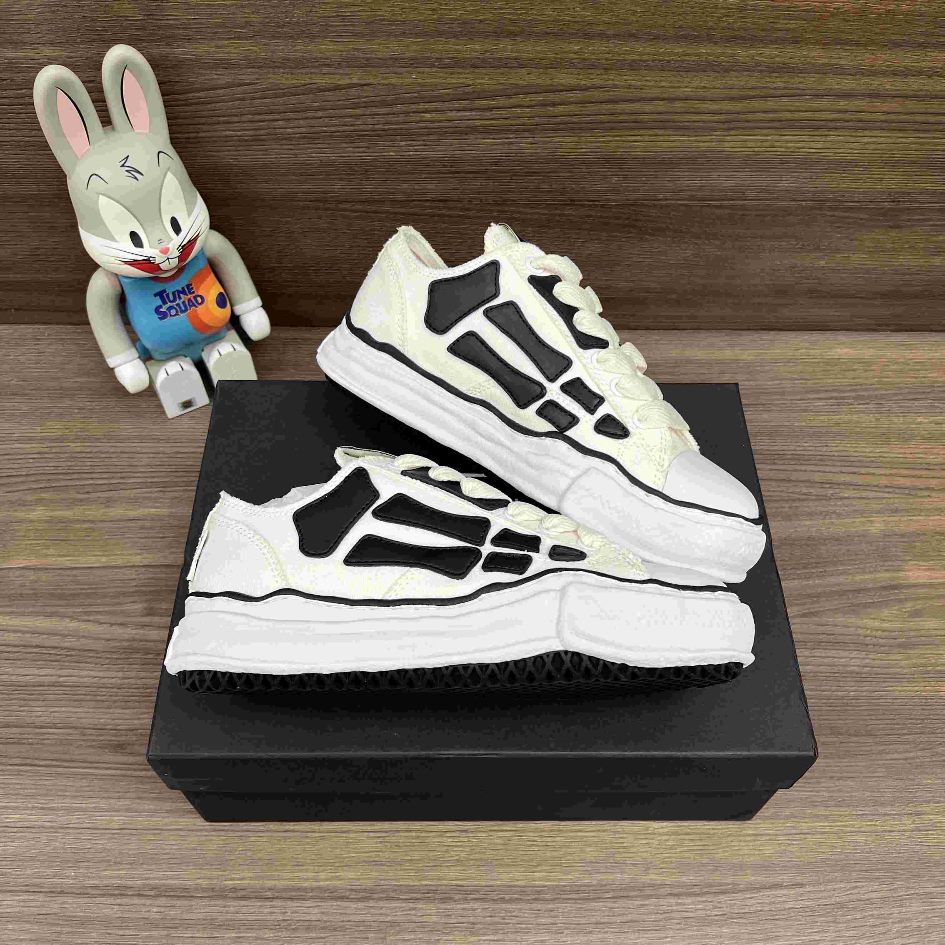 Maison Mihara Yasuhiro x Amiri Skel-Top Low Sneakers - FashionPlug