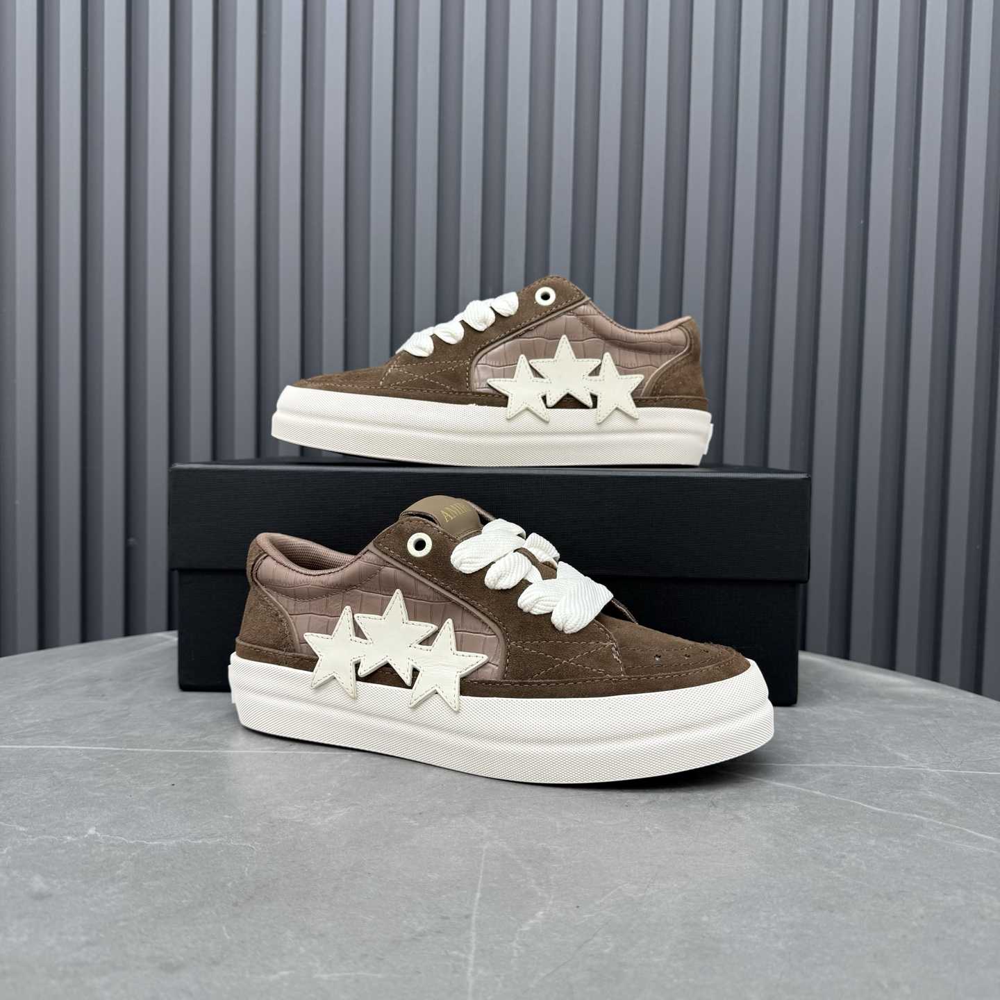 Amiri Star-embellished Suede Trainers - FashionPlug