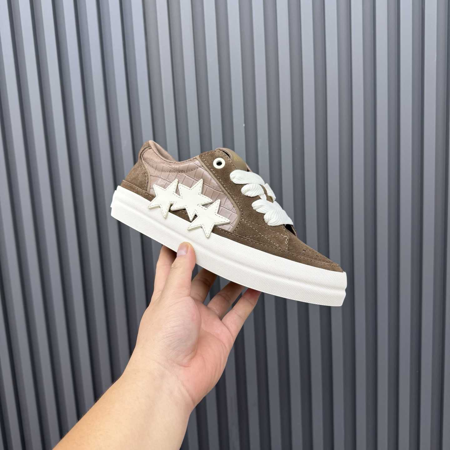 Amiri Star-embellished Suede Trainers - FashionPlug