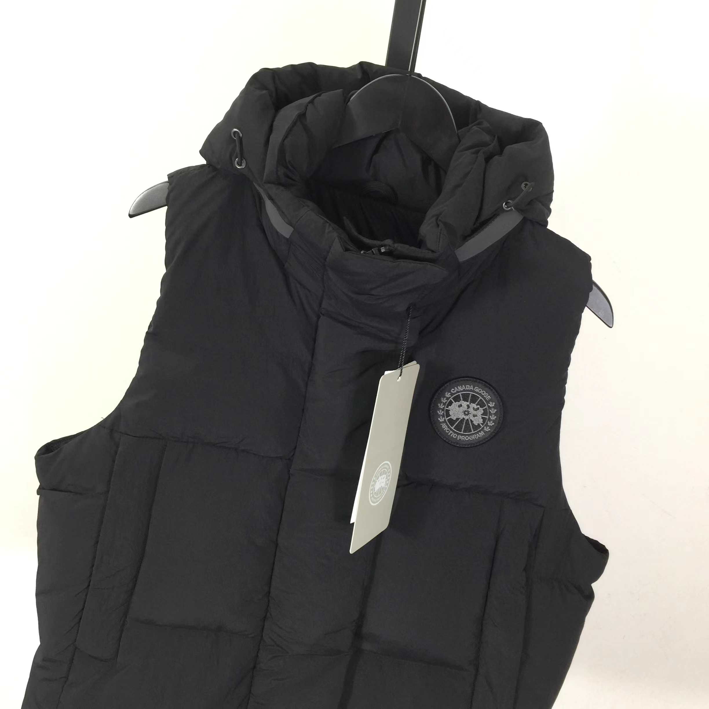 Canada Goose Junction Puffer Vest  - FashionPlug