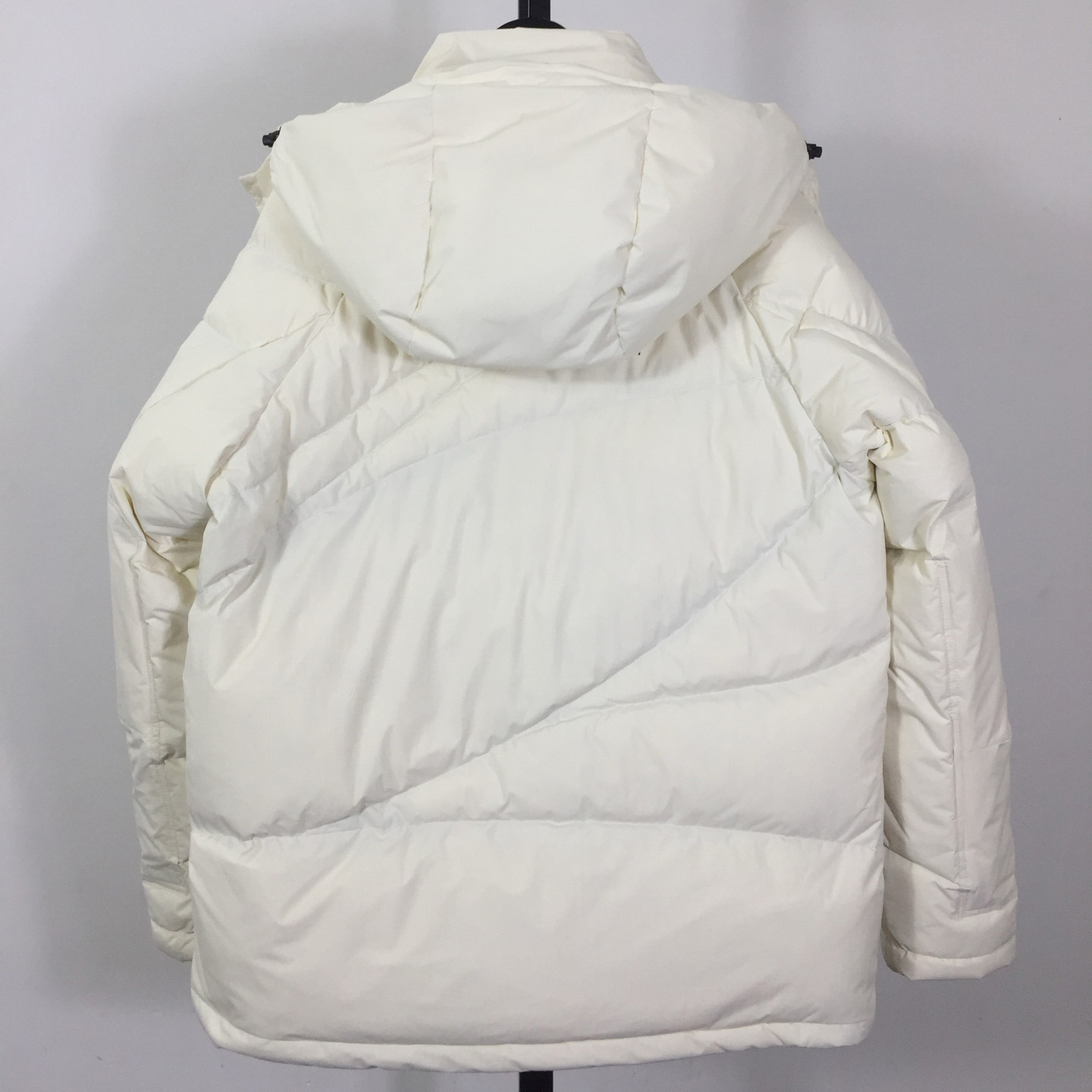 Moncler Short Down Jacket - FashionPlug