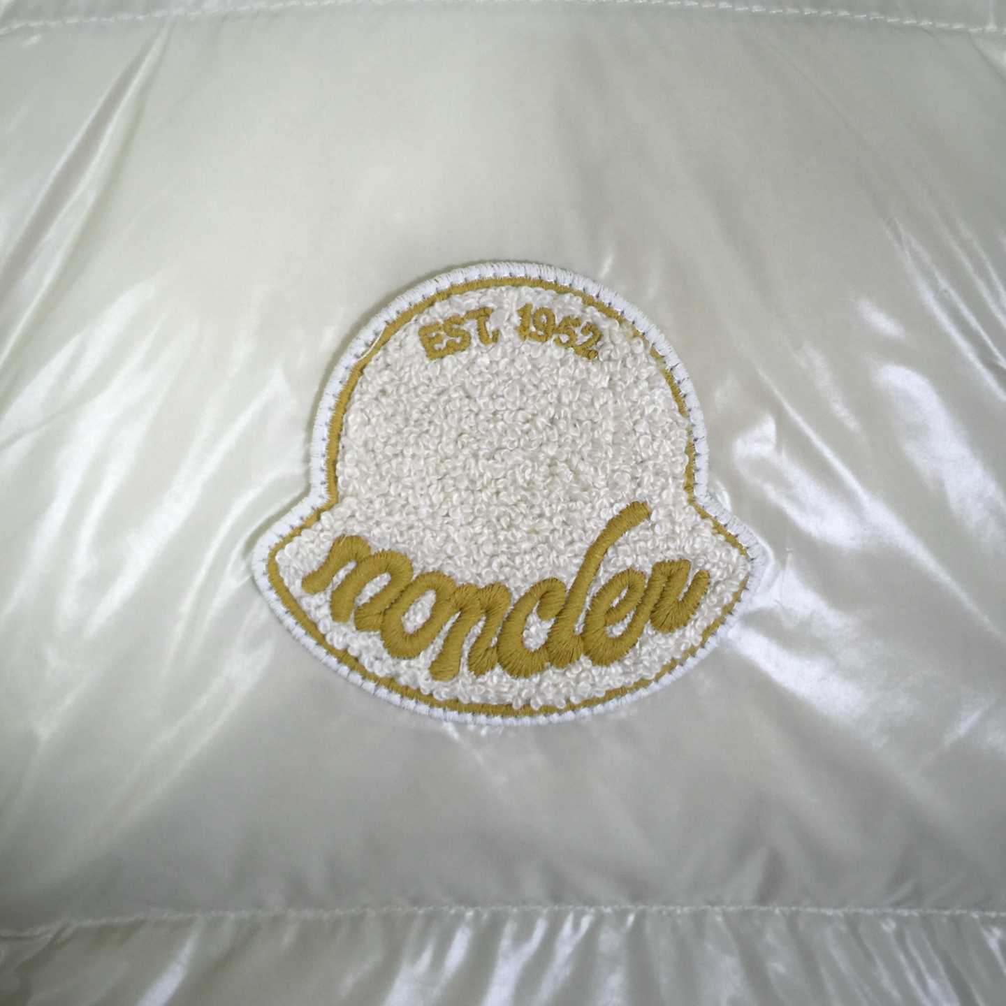 Moncler Lipsi Down Vest - FashionPlug