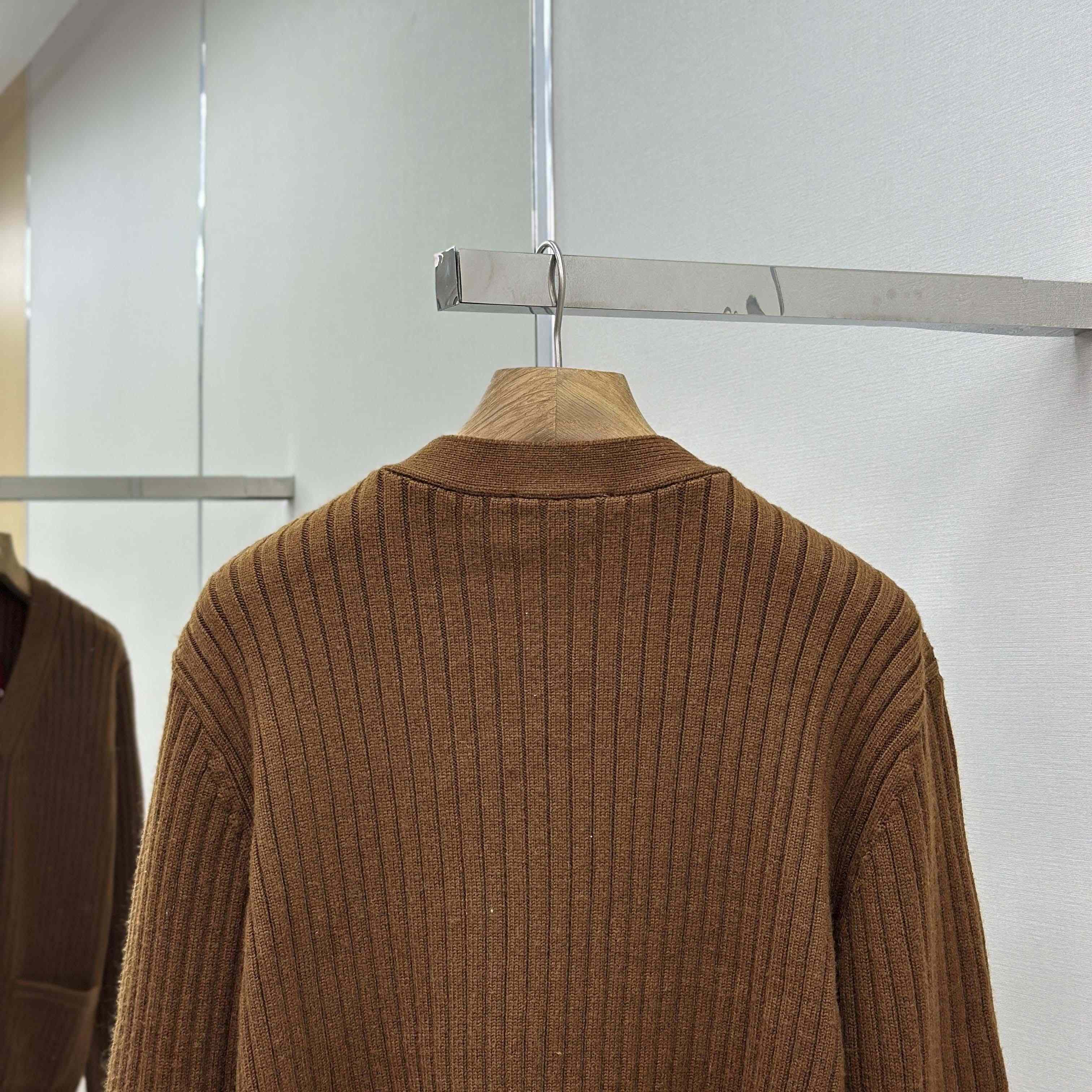 Gucci Rib Wool Cashmere Knit Cardigan - FashionPlug