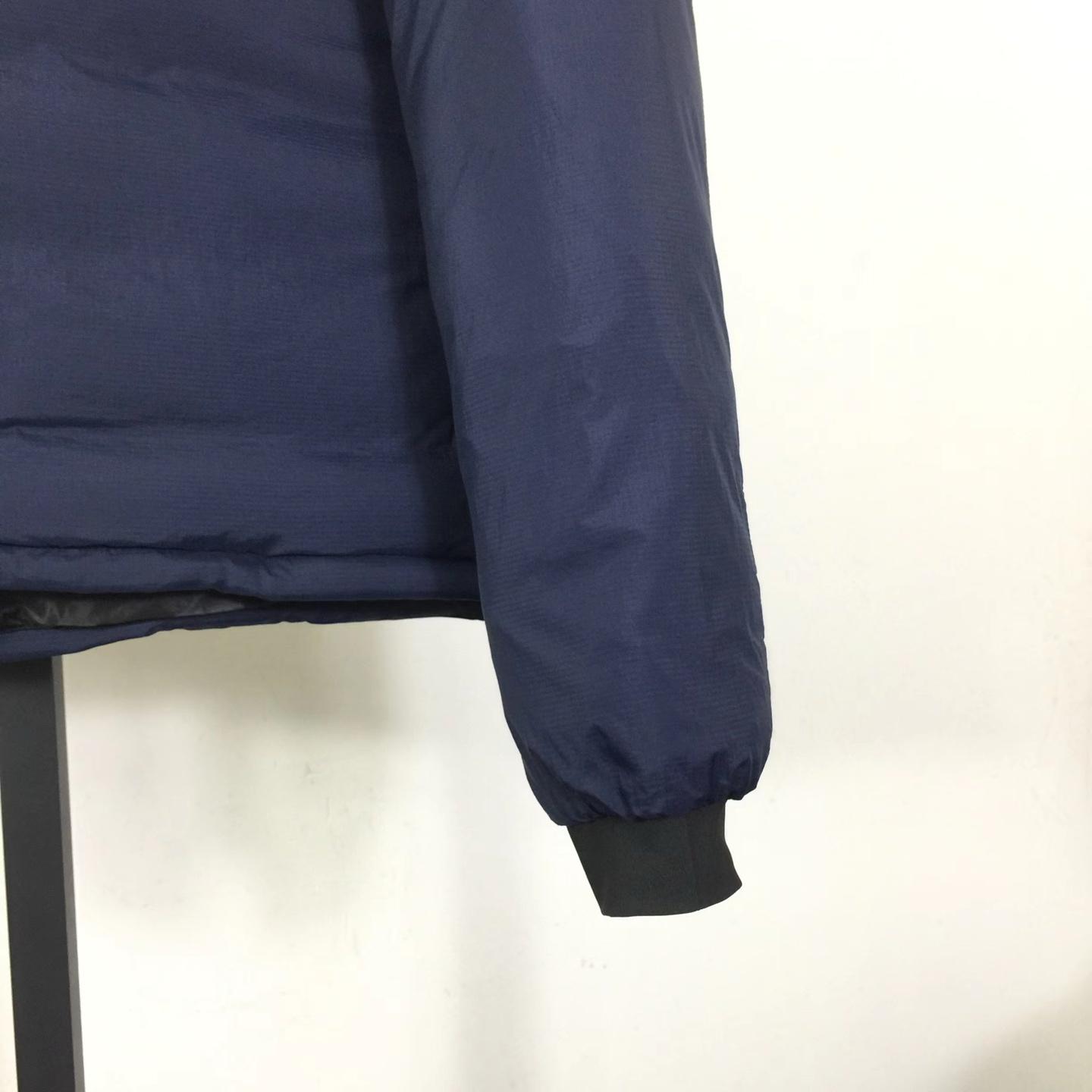Canada Goose Lodge Jacket - FashionPlug