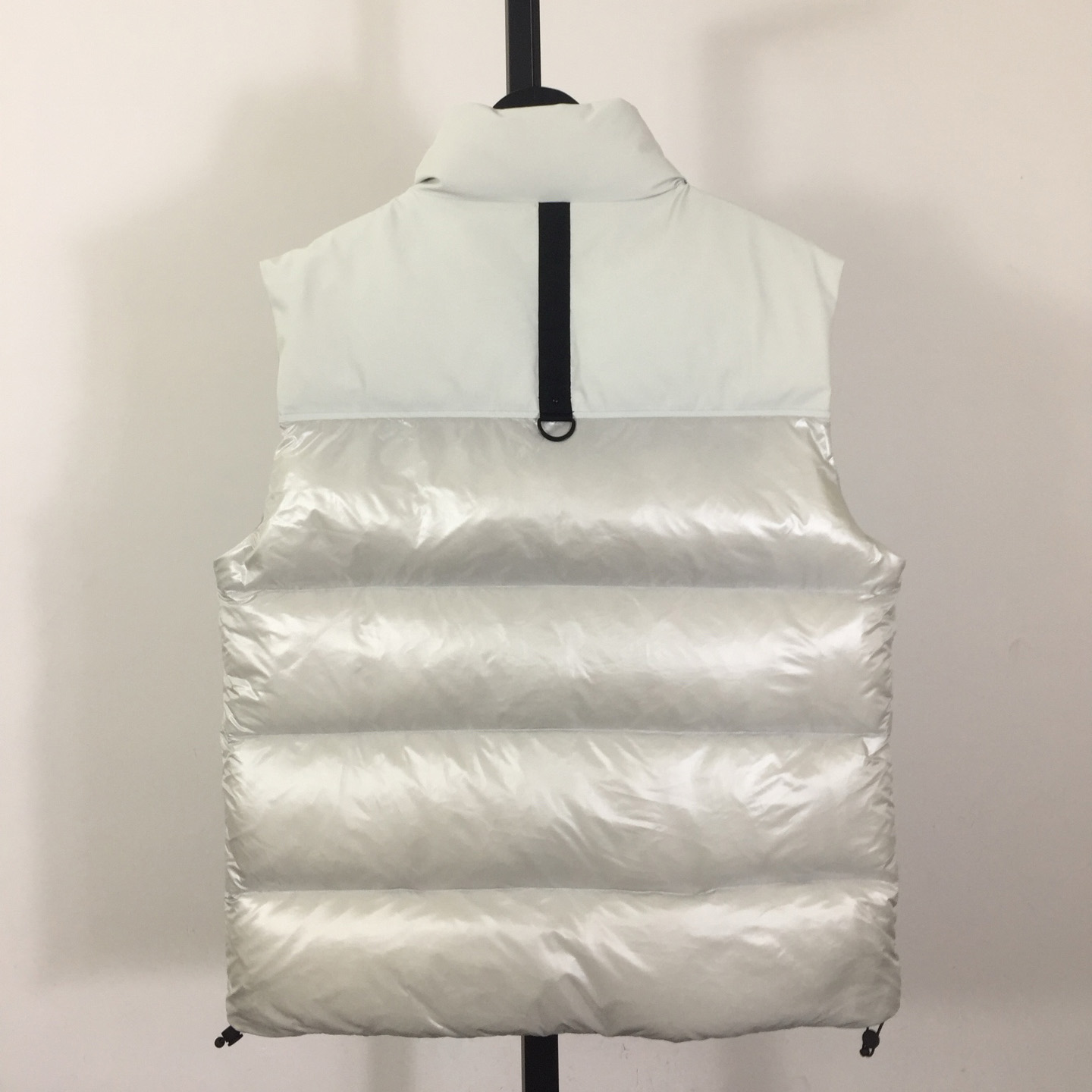 Moose Knuckles Logo-plaque Gilet - FashionPlug