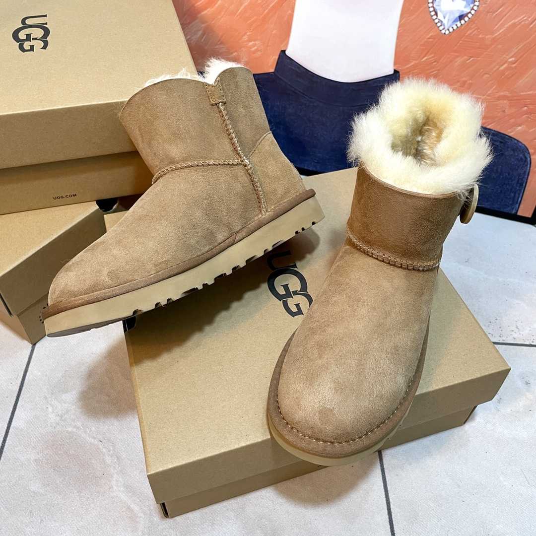 Ugg Boots - FashionPlug