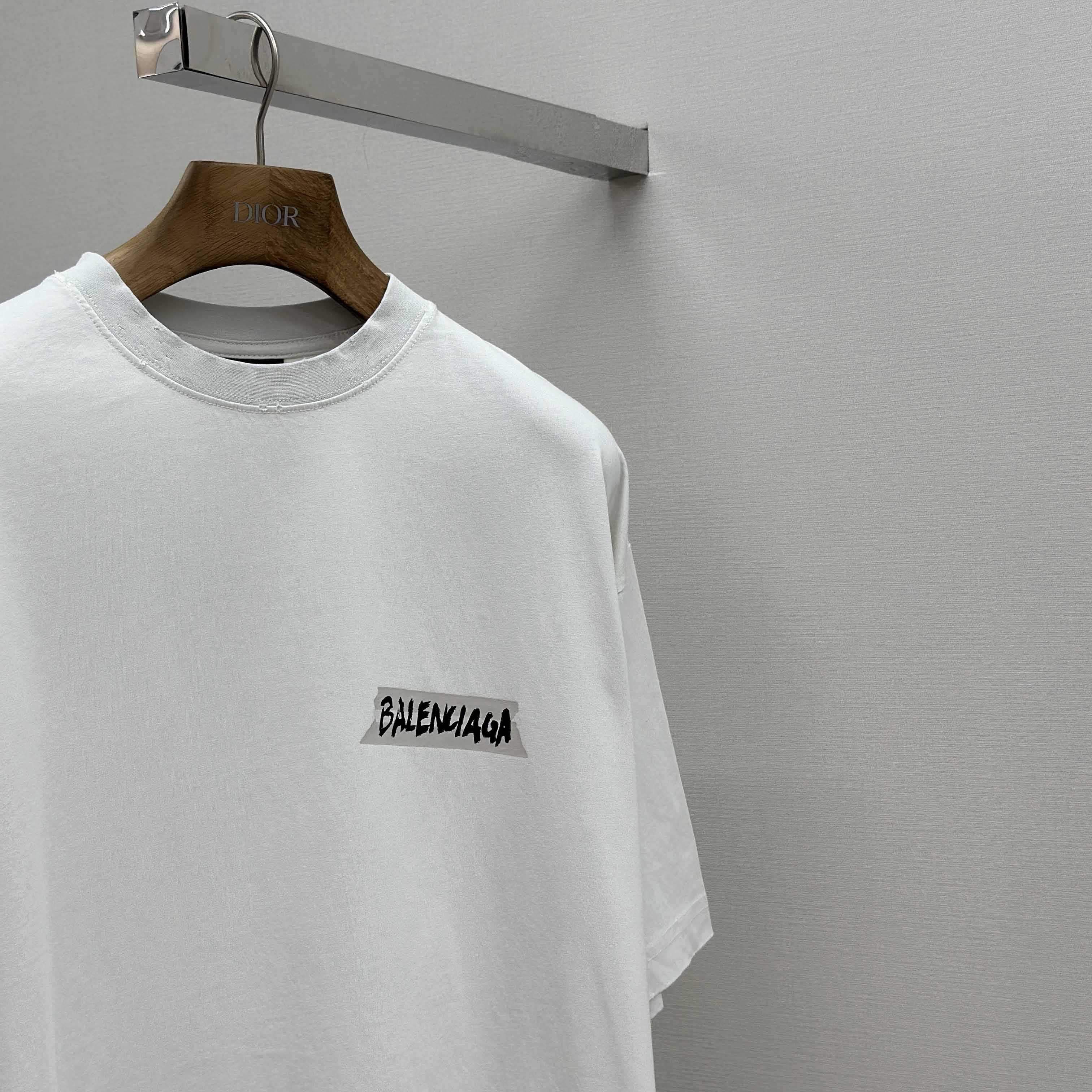 Balenciaga T-Shirt Medium Fit  - FashionPlug