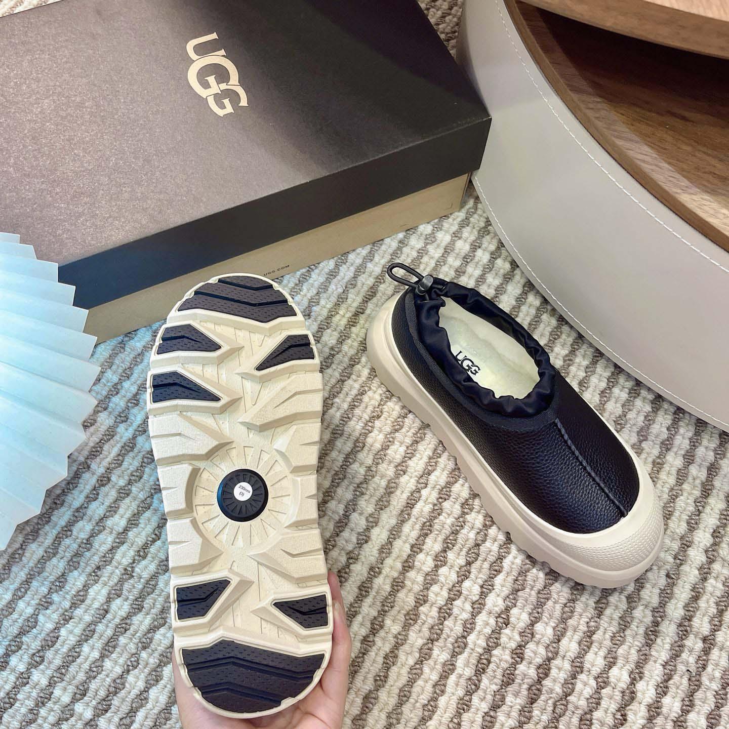 UGG Tasman Weather Hybrid Slippers - FashionPlug