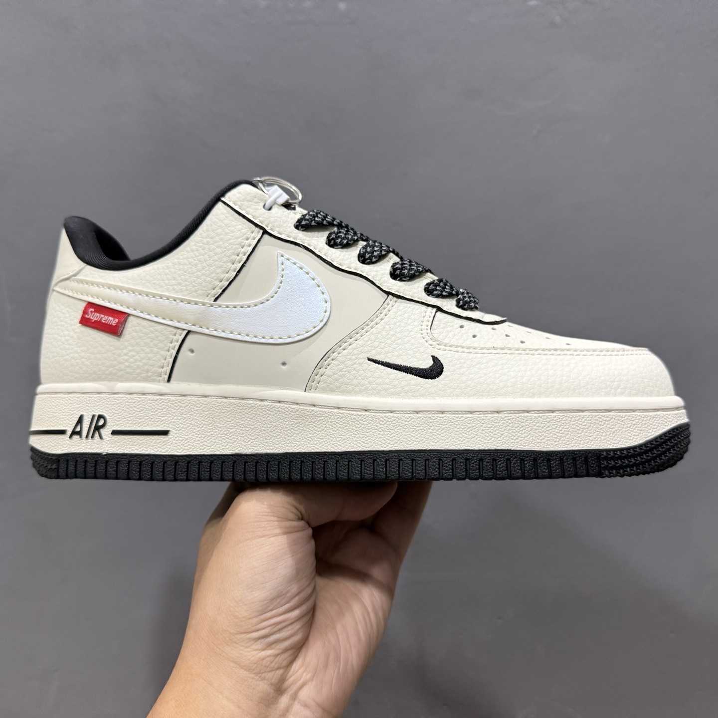Supreme x Nike Air Force 1 ’07 Low “Sail / Black Trim” – XX3168-220 - FashionPlug