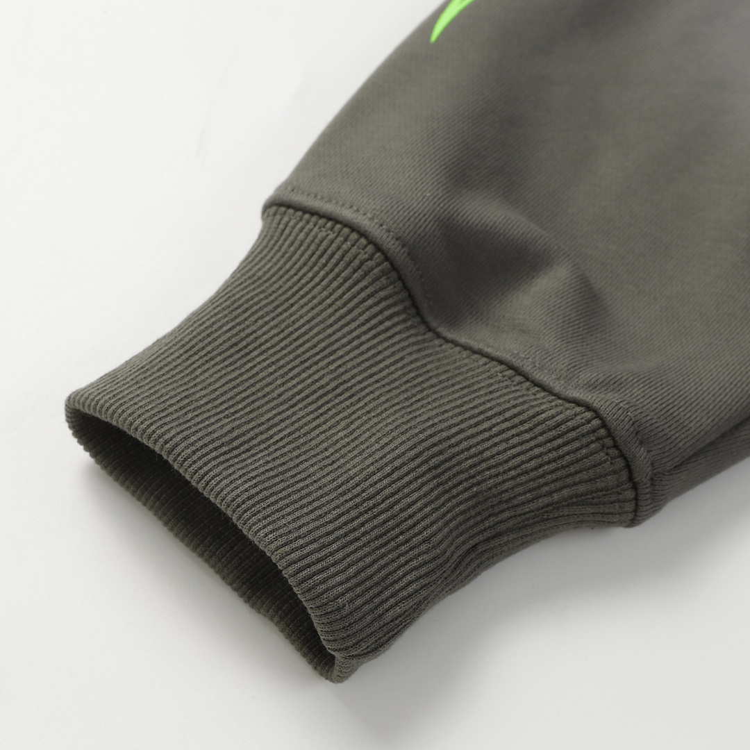 Hellstar Graphic Hoodie - FashionPlug