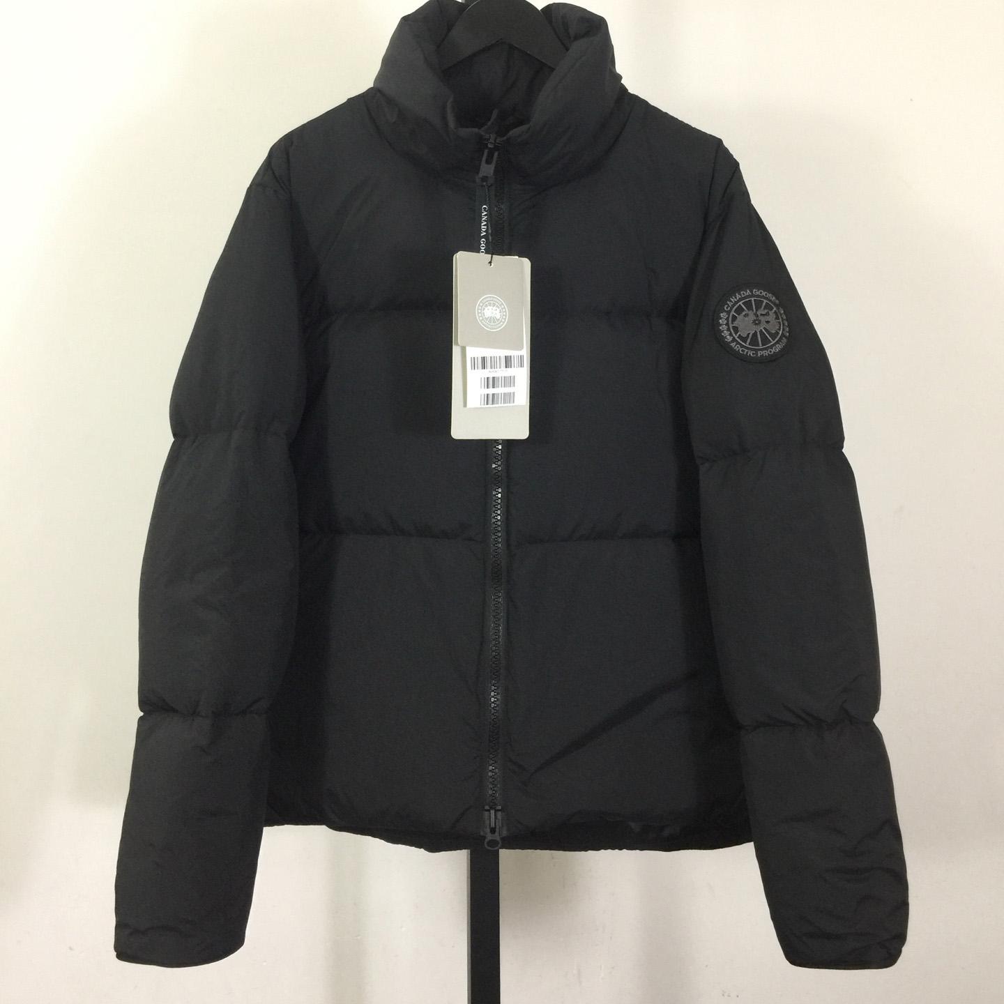 Canada Goose Lawrence Puffer Jacket  Black Label - FashionPlug