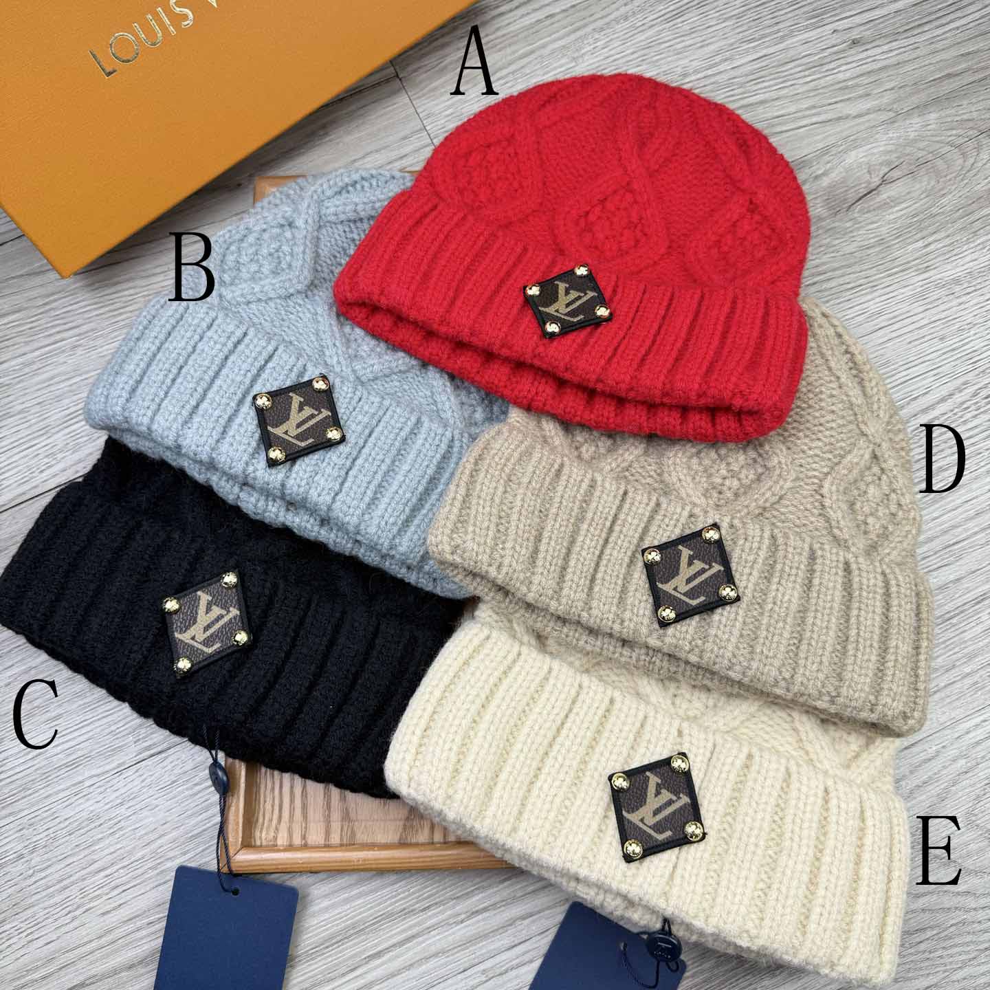 Louis Vuitton Beanie  - FashionPlug