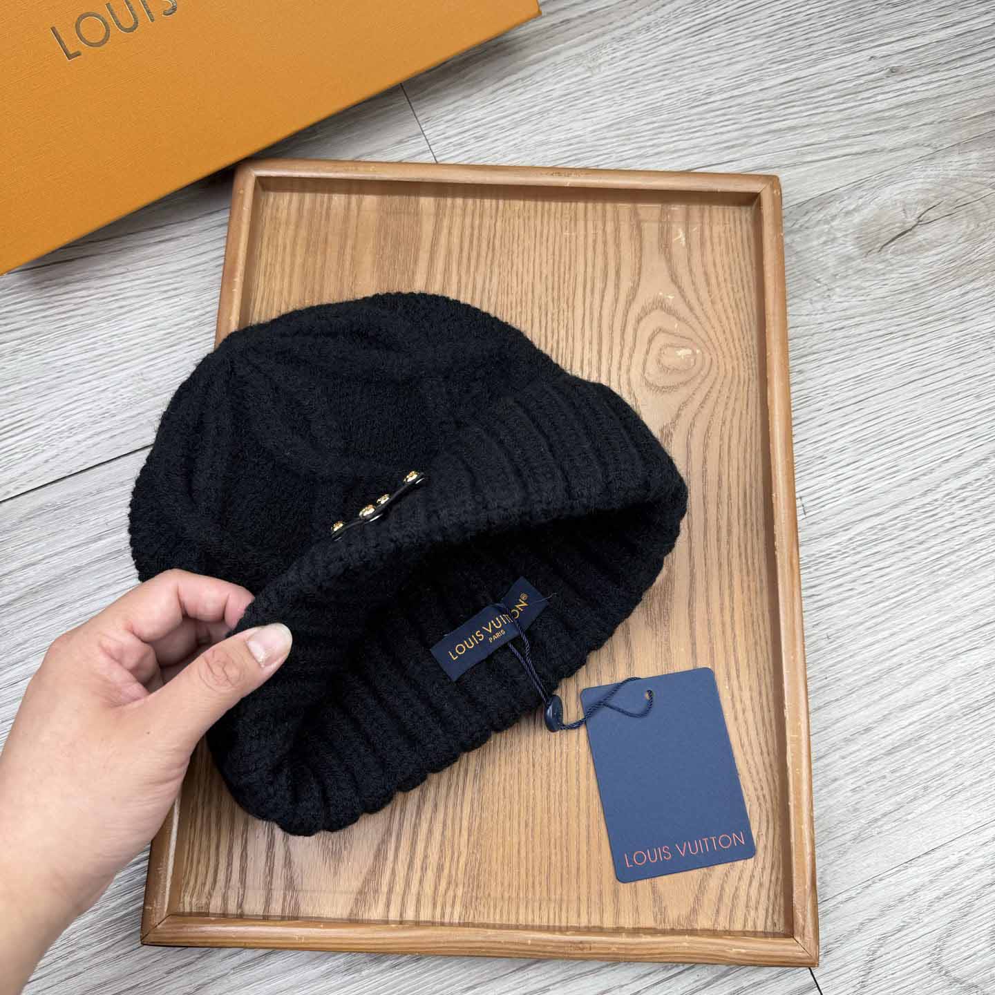 Louis Vuitton Beanie  - FashionPlug