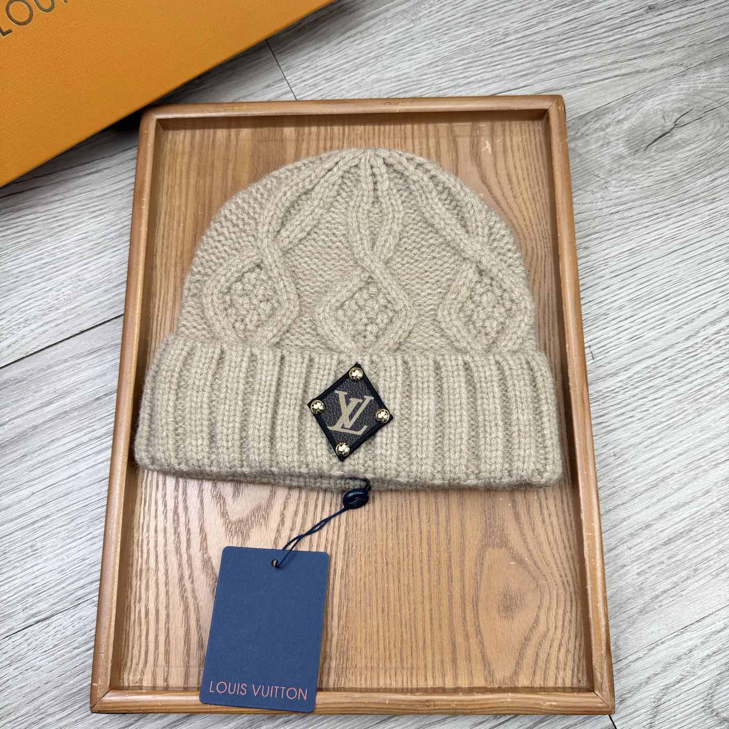 Louis Vuitton Beanie  - FashionPlug