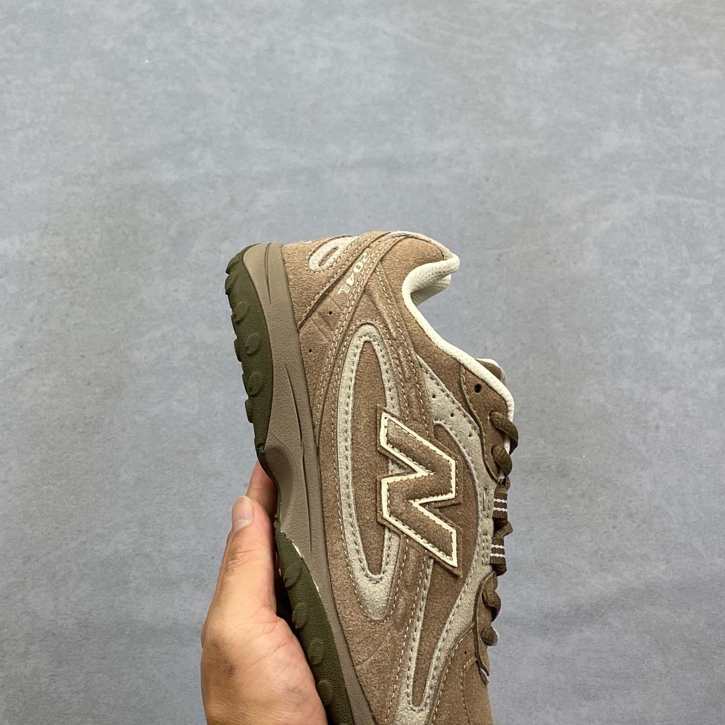 New Balance 204 Series Retro Breathable Running Shoes Light Brown U204LMMA - FashionPlug