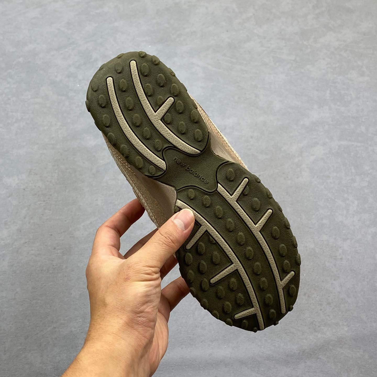 New Balance 204 Series Retro Breathable Running Shoes Light Brown U204LMMA - FashionPlug