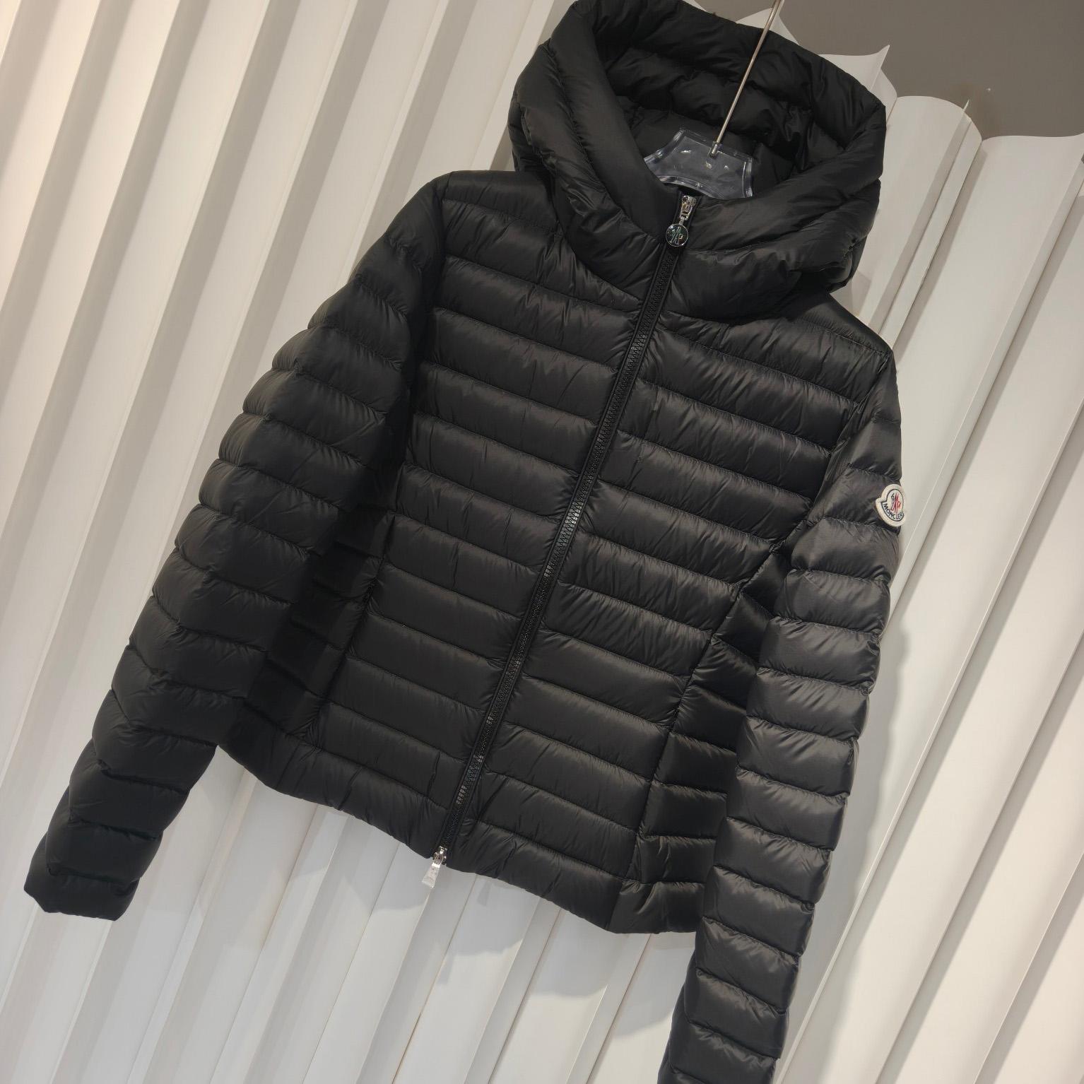 Moncler Ige Hooded Short Down Jacket - FashionPlug