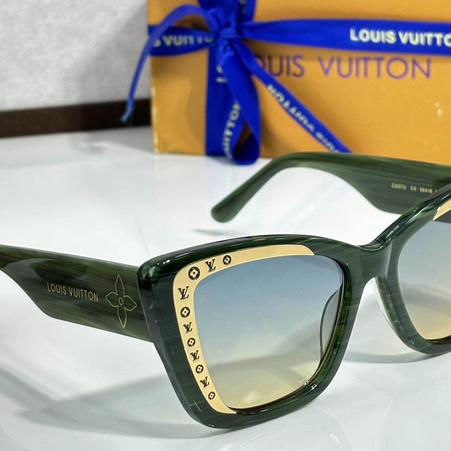 Louis Vuitton Z2007USunglasses    - FashionPlug