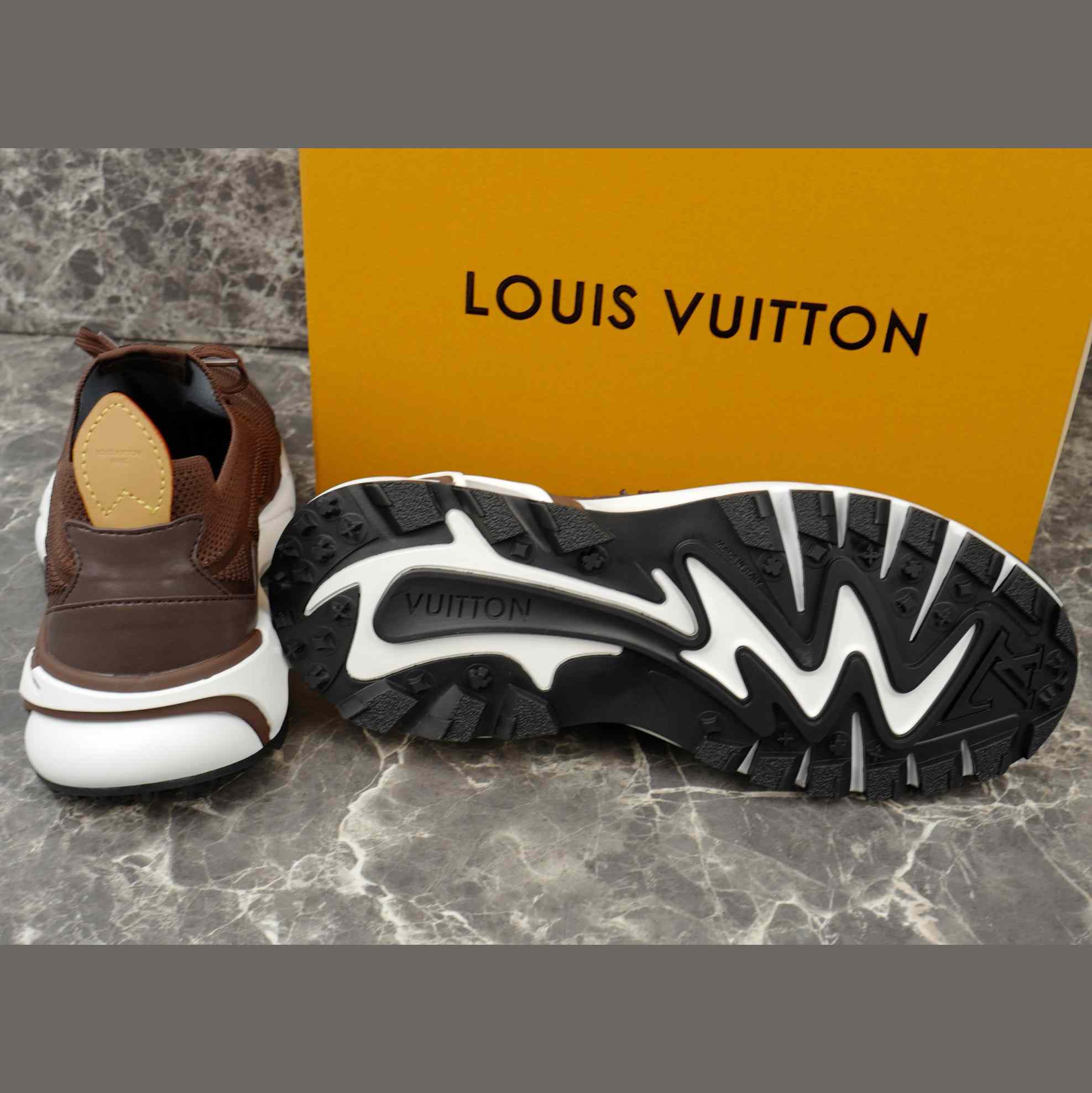 Louis Vuitton LV Runner Tatic Sneaker   1AIWVN - FashionPlug