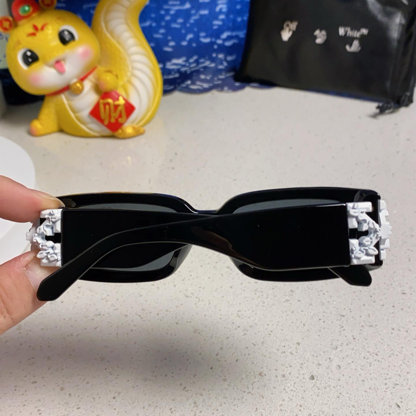 Off White Sunglasses    - FashionPlug