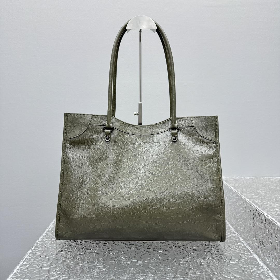 Balenciaga Le City Tote Bag Medium In Army Green - FashionPlug