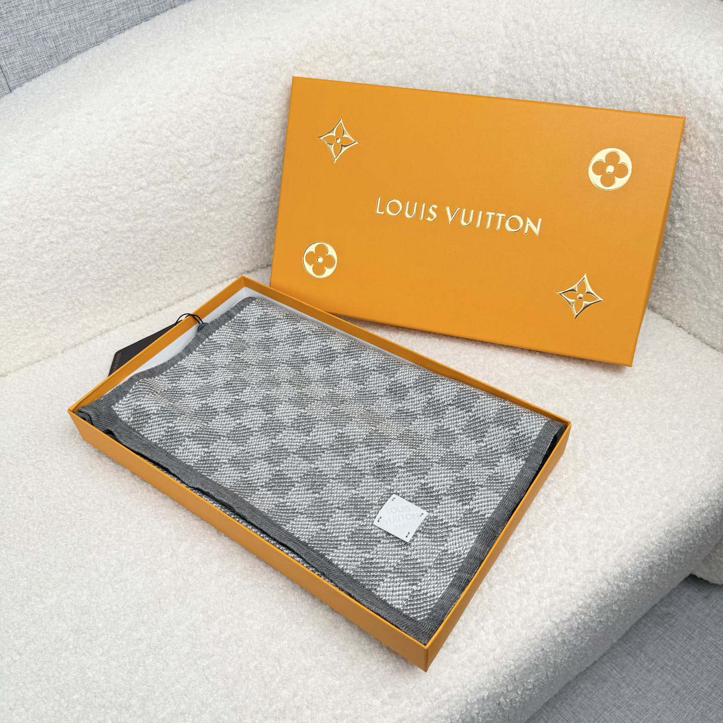 Louis Vuitton Damier Scarf   30*180cm - FashionPlug