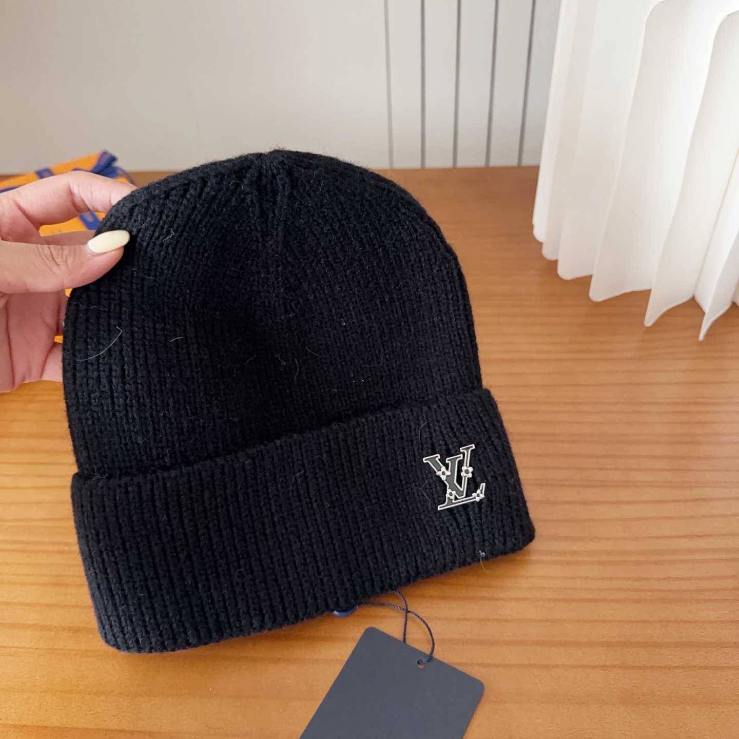 Louis Vuitton Beanie    - FashionPlug