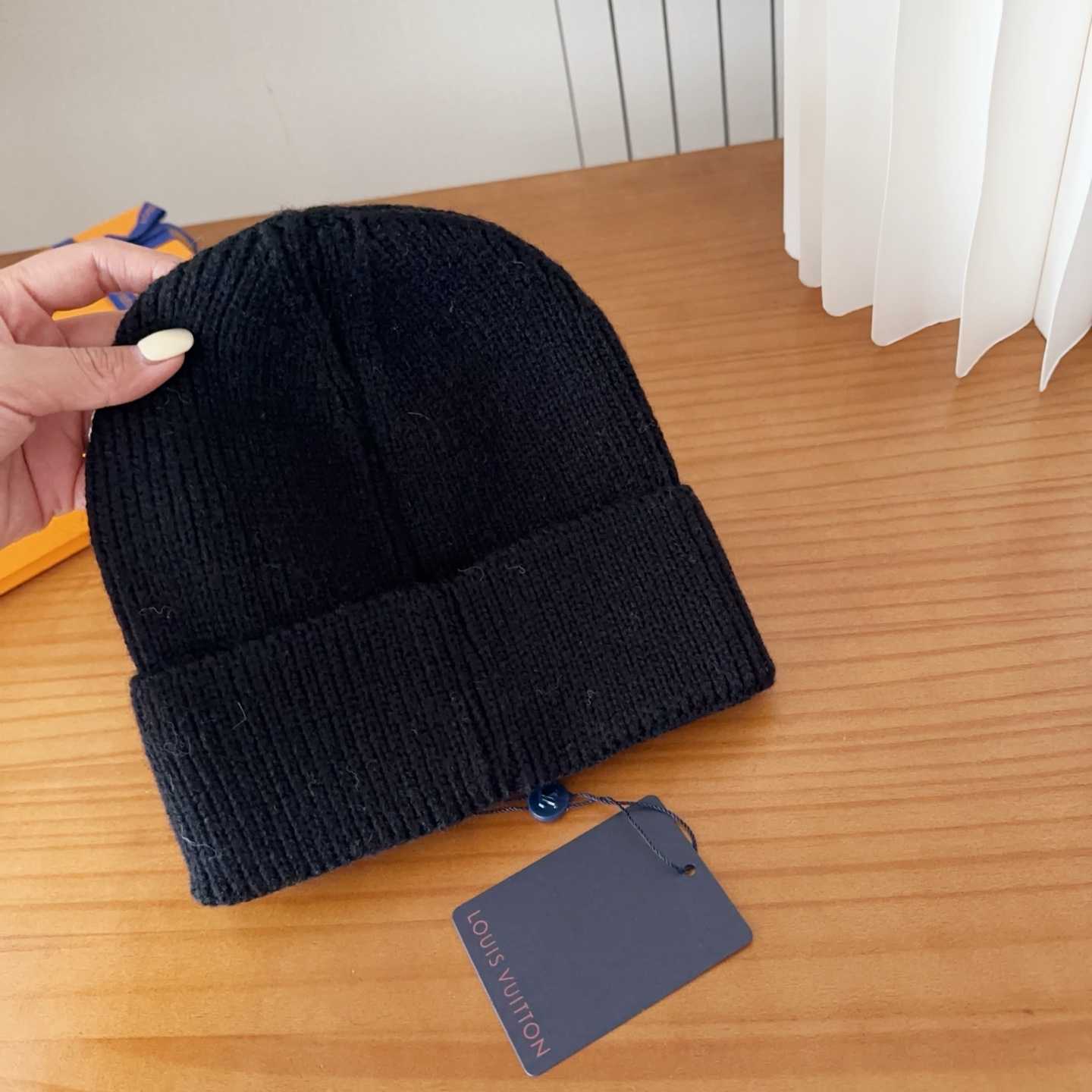Louis Vuitton Beanie    - FashionPlug