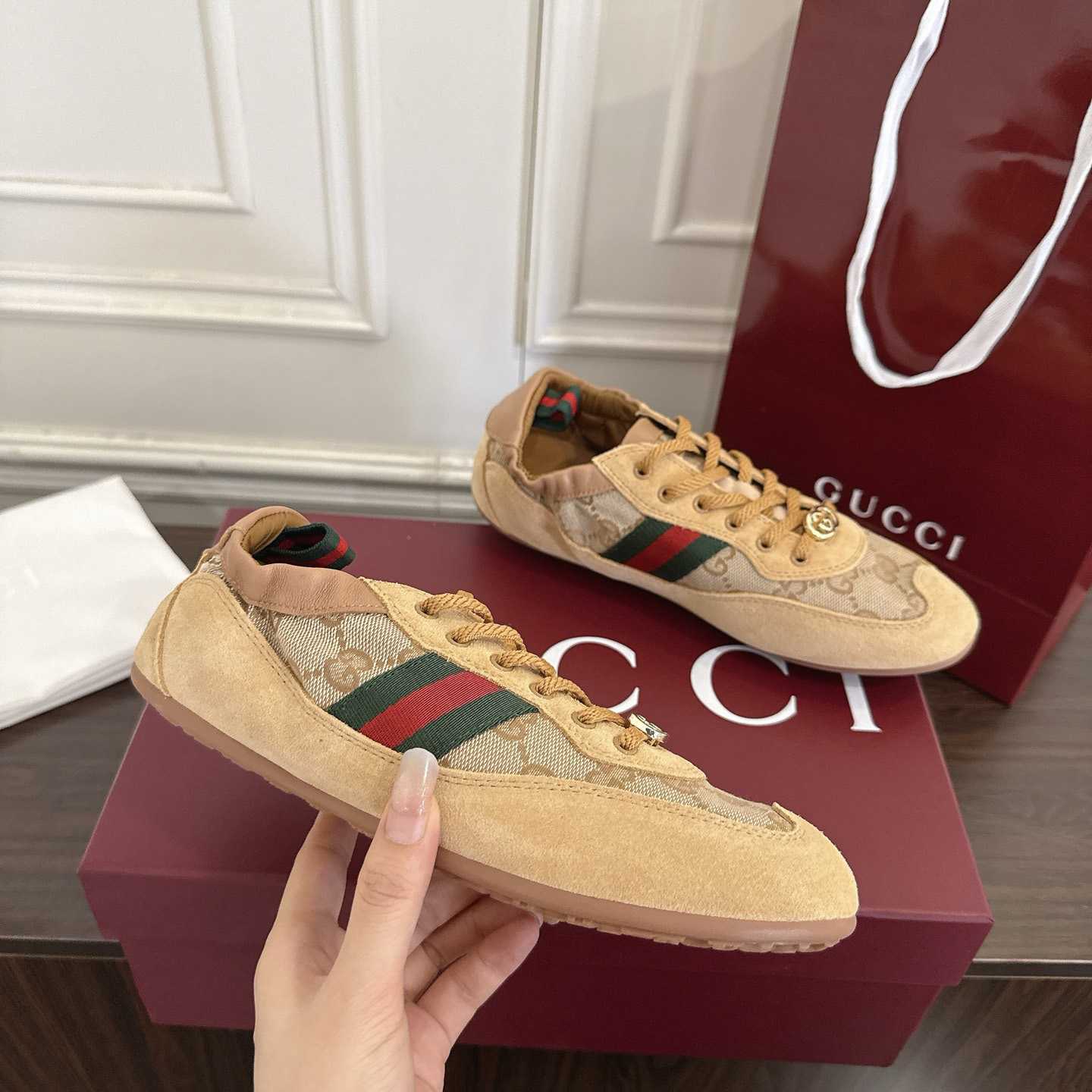 Gucci Women's Gucci Shift Sneaker - FashionPlug