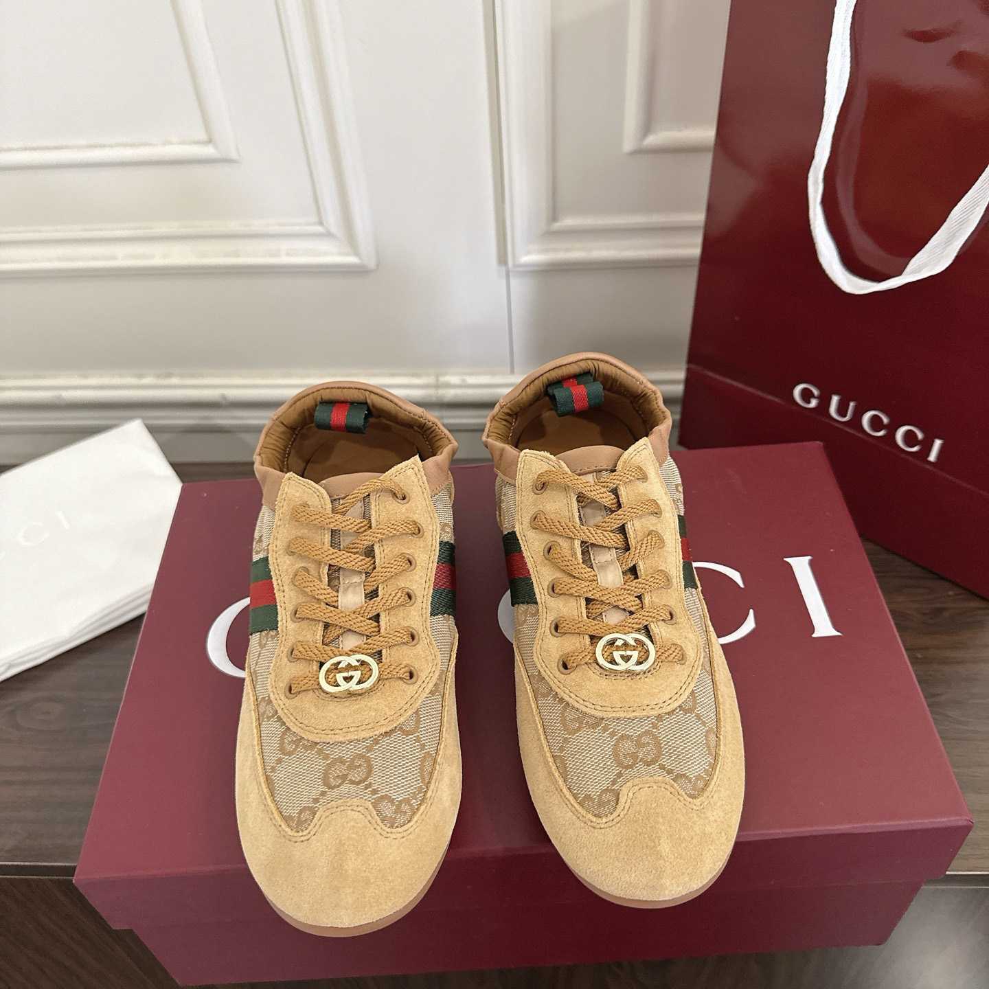 Gucci Women's Gucci Shift Sneaker - FashionPlug