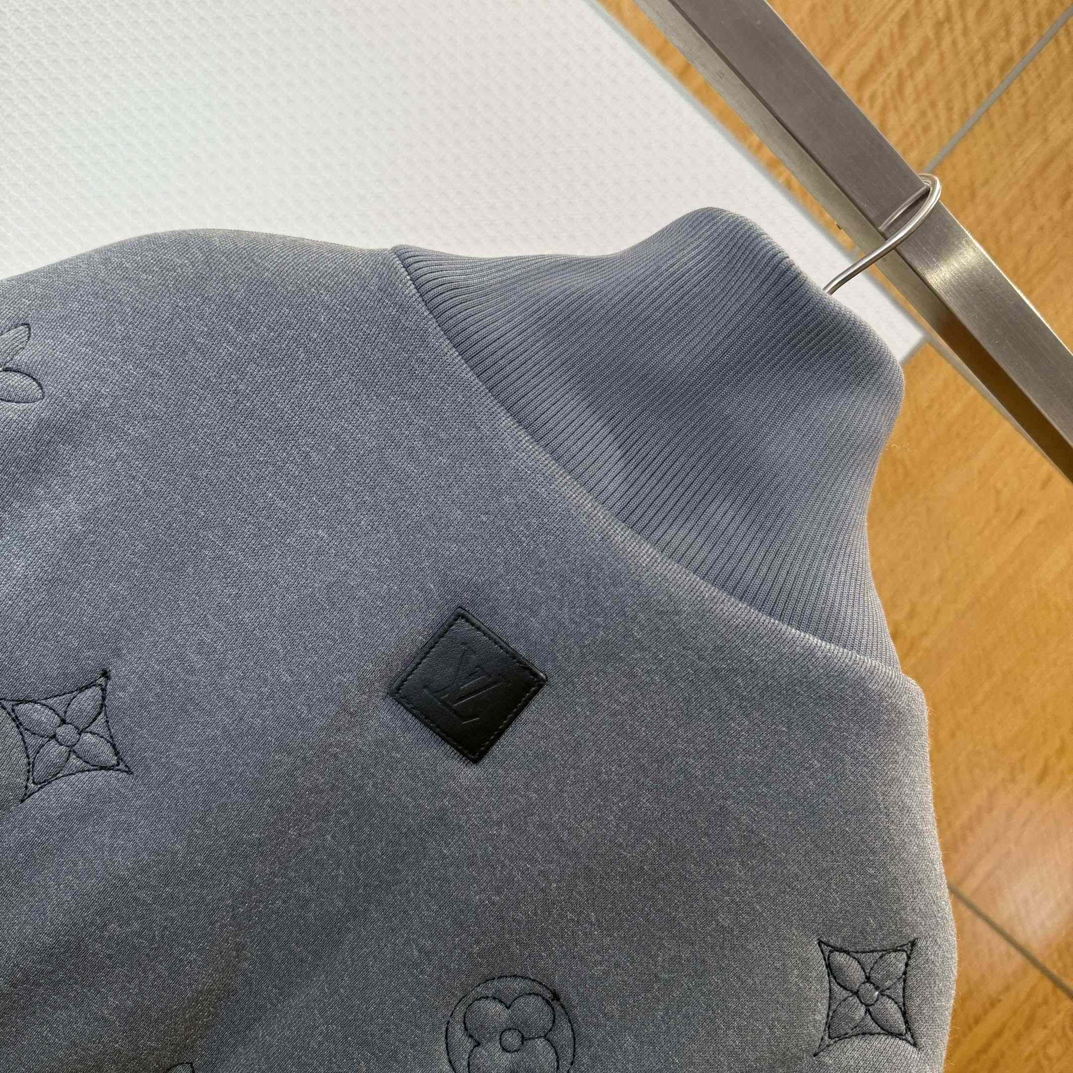 Louis Vuitton Elegant Monogram Knitted Down Blouson  1AJBWO - FashionPlug