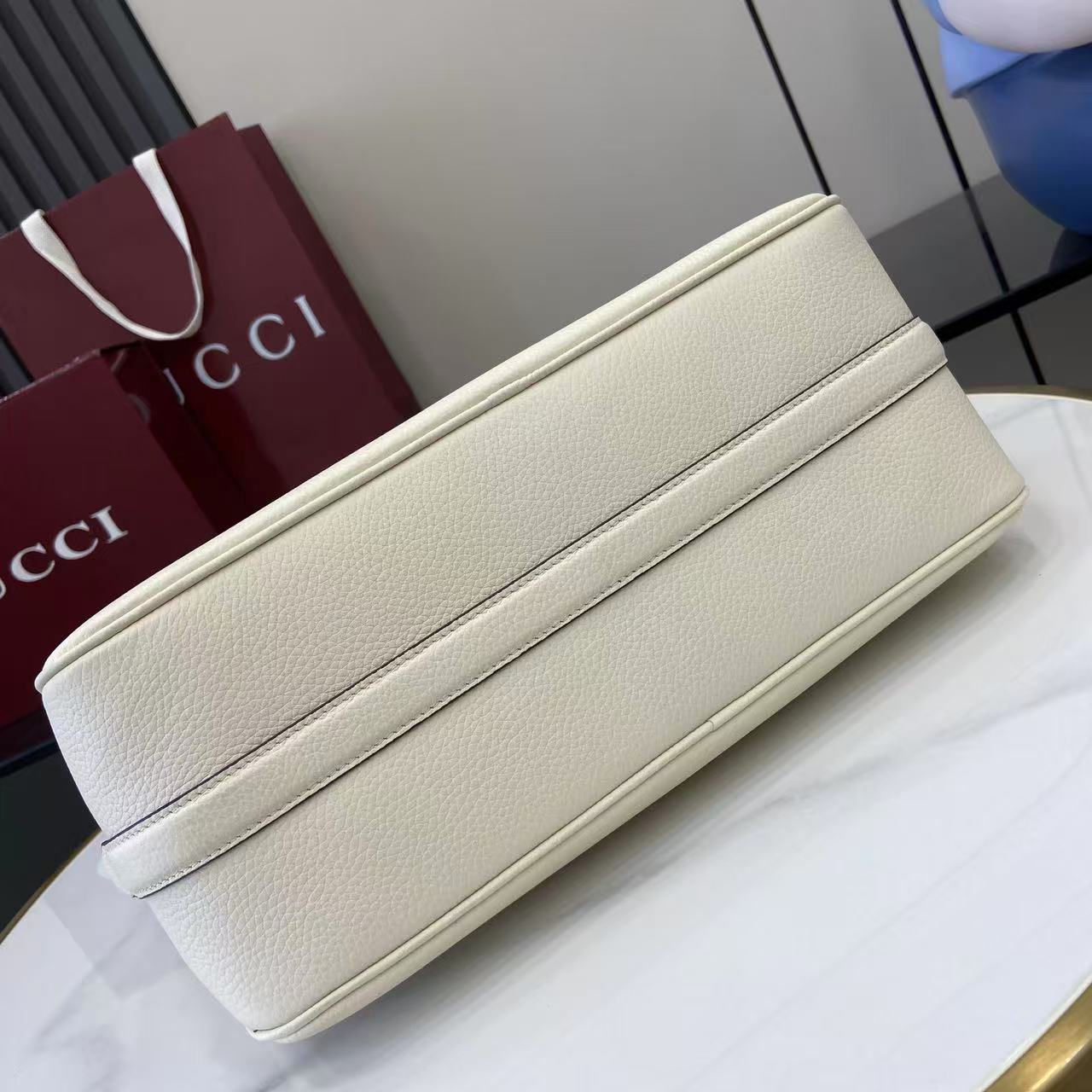 Gucci Half Horsebit Medium Shoulder Bag - FashionPlug