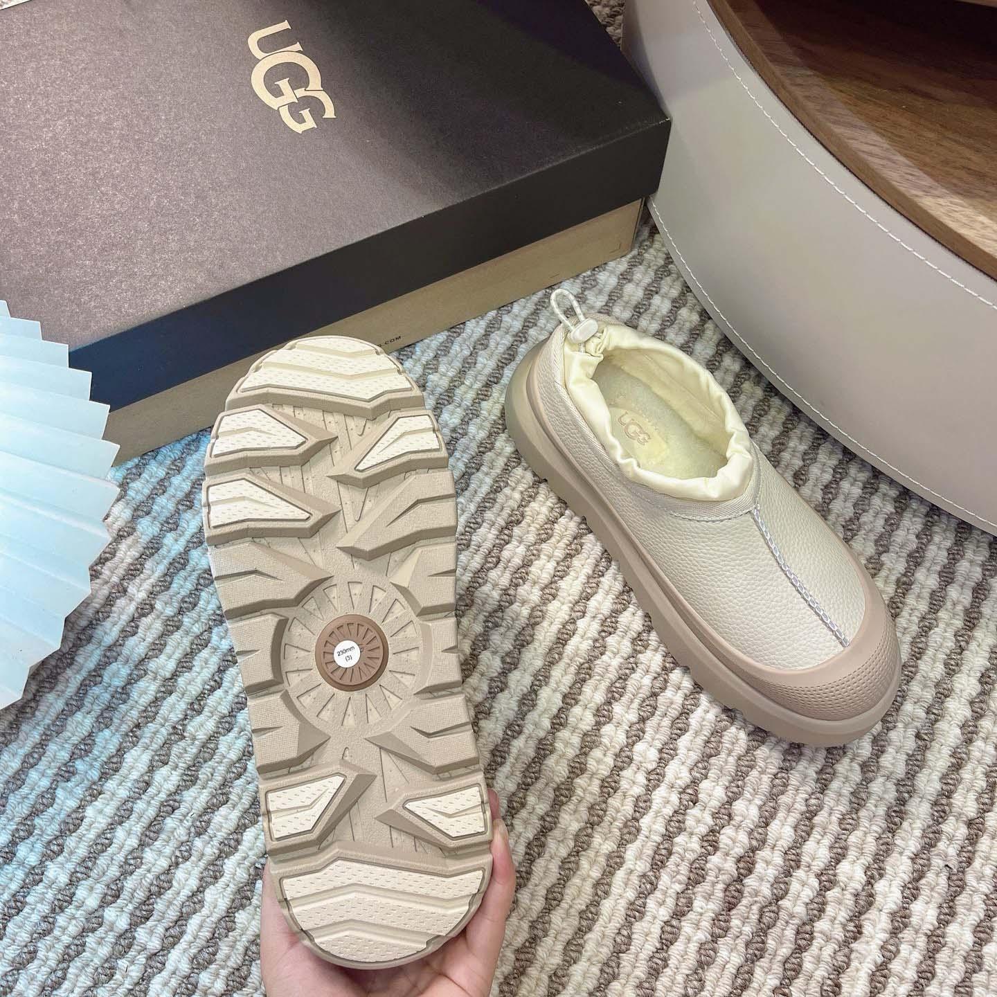 UGG Tasman Weather Hybrid Slippers - FashionPlug