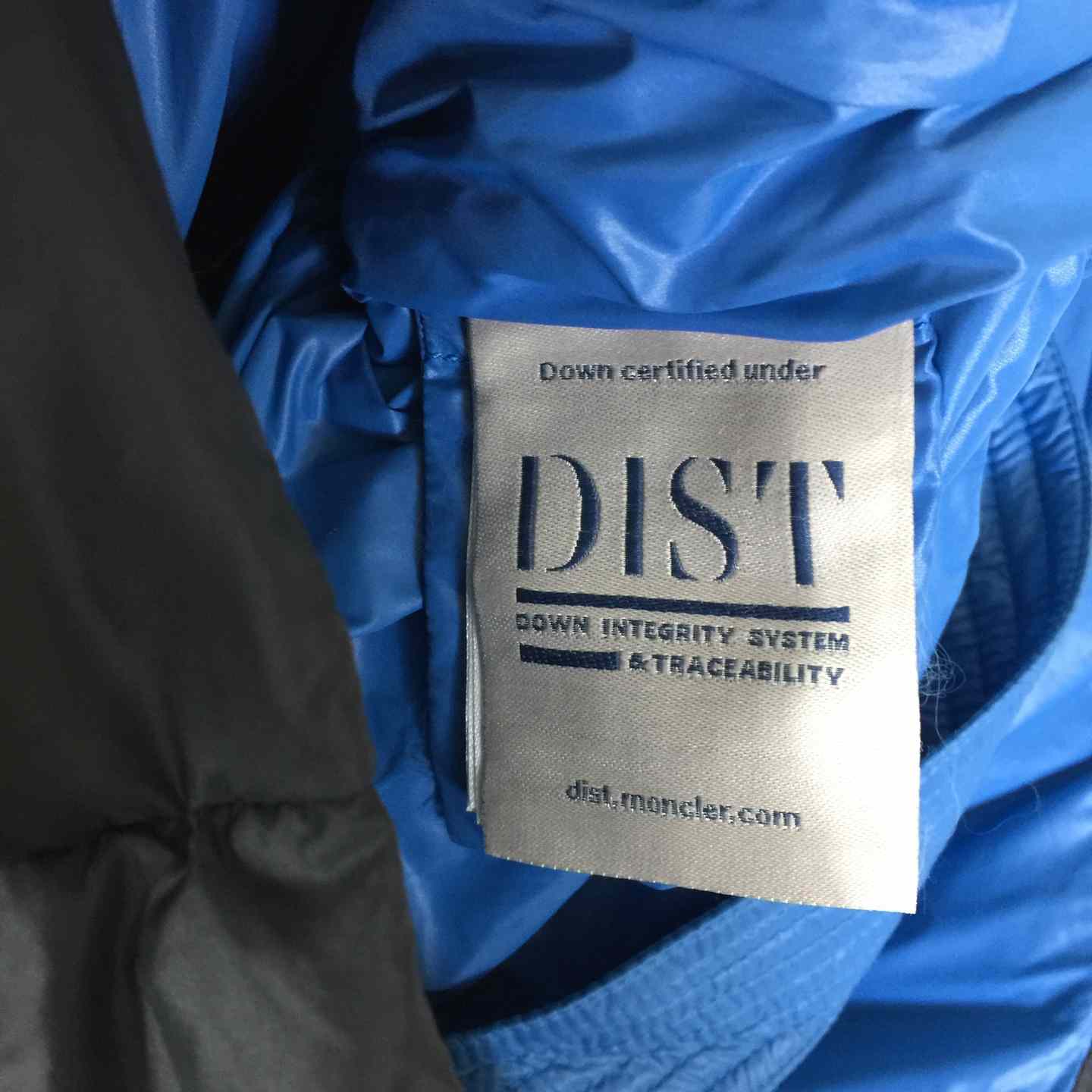 Moncler Dervox Down Jacket - FashionPlug