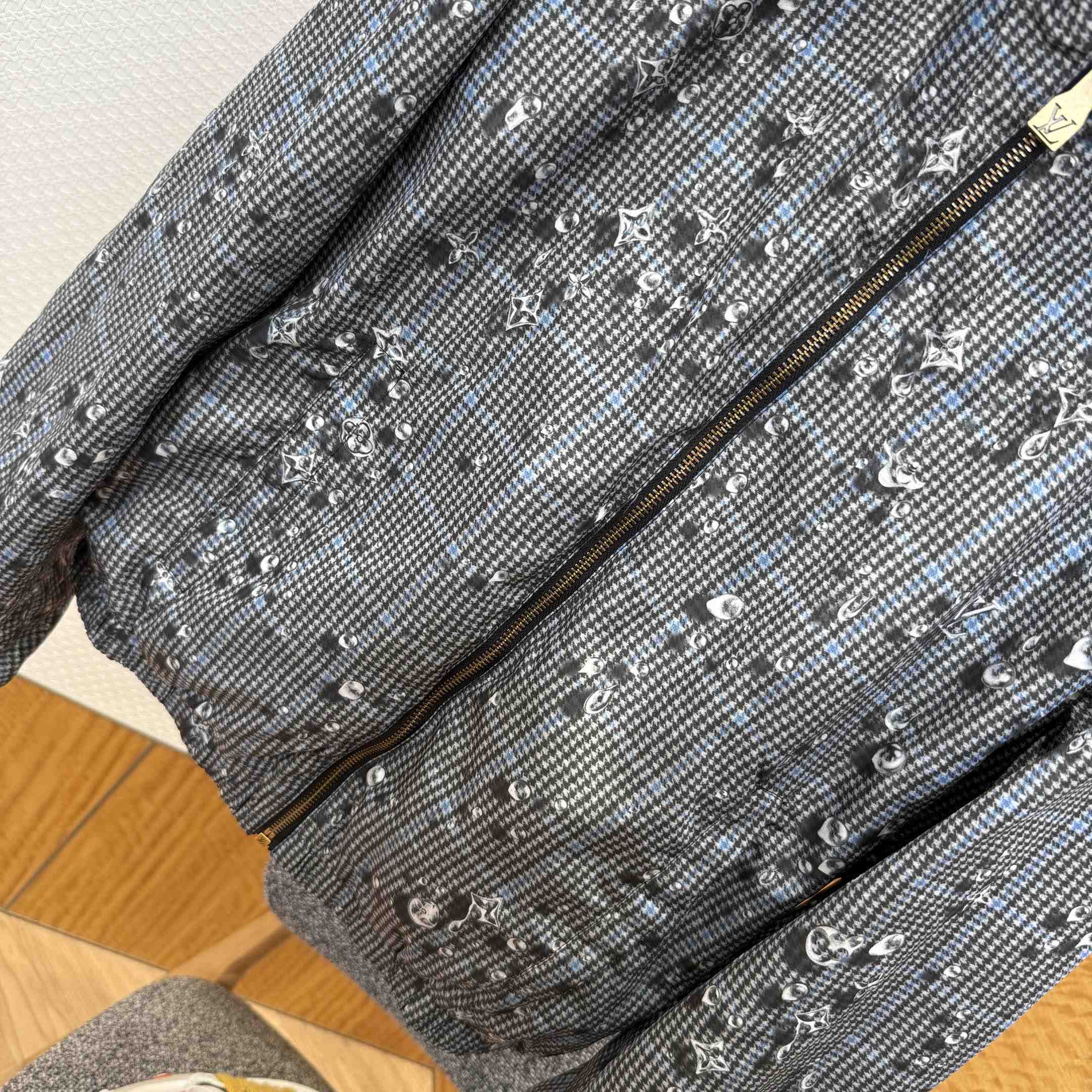 Louis Vuitton Monogram Reversible Windbreaker   1AJBF8 - FashionPlug